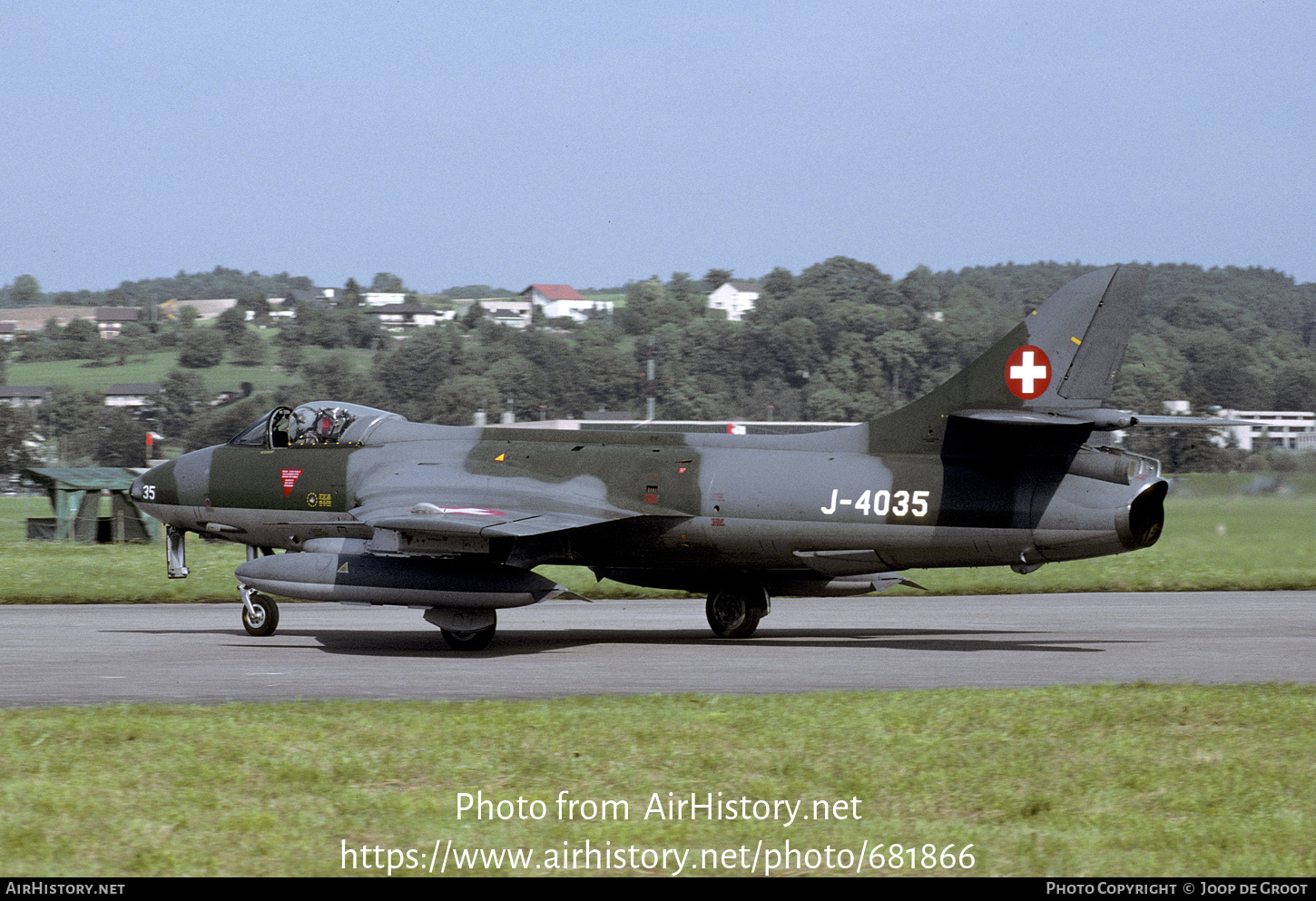 Aircraft Photo of J-4035 | Hawker Hunter F58 | Switzerland - Air Force | AirHistory.net #681866