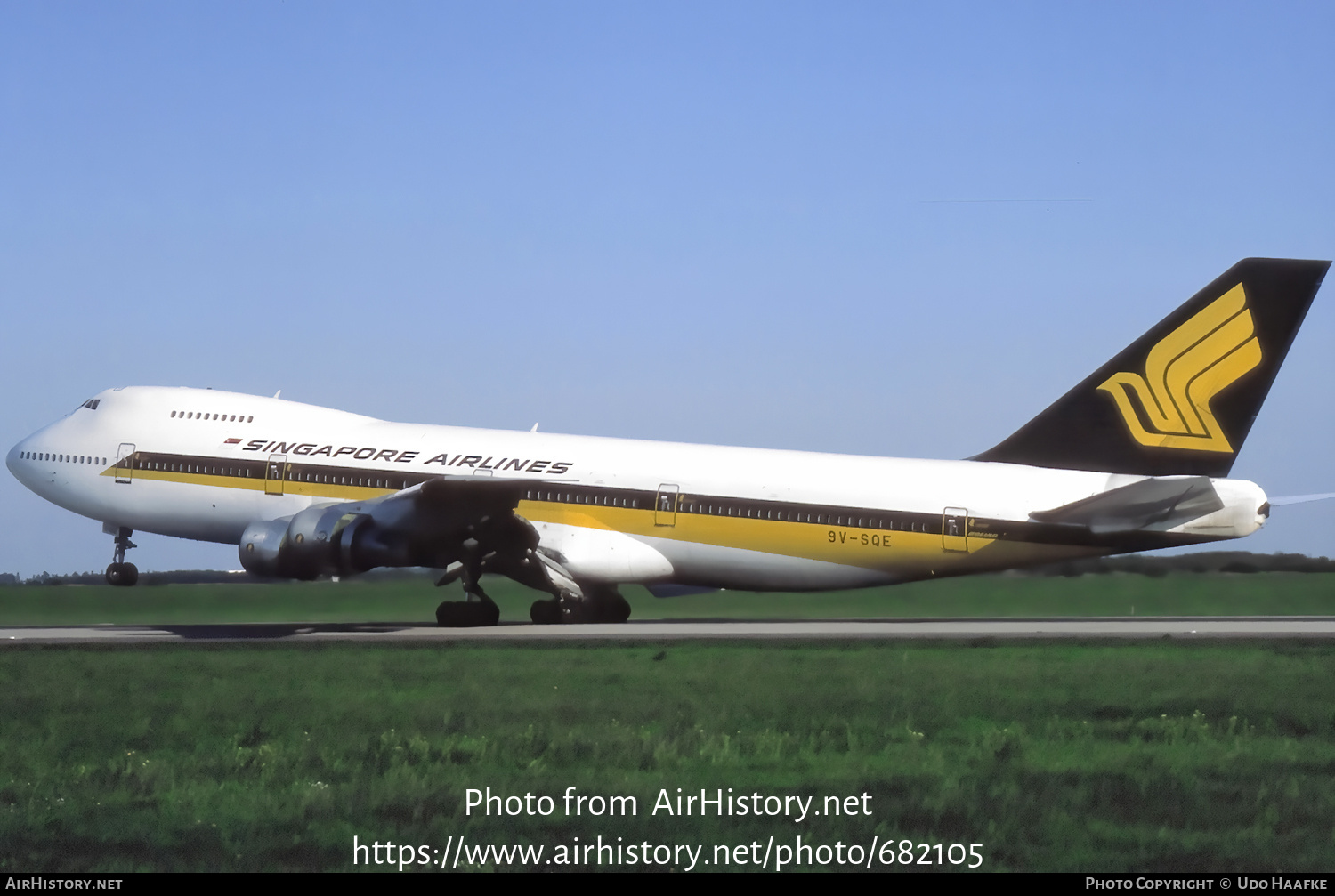 Aircraft Photo of 9V-SQE | Boeing 747-212B | Singapore Airlines | AirHistory.net #682105