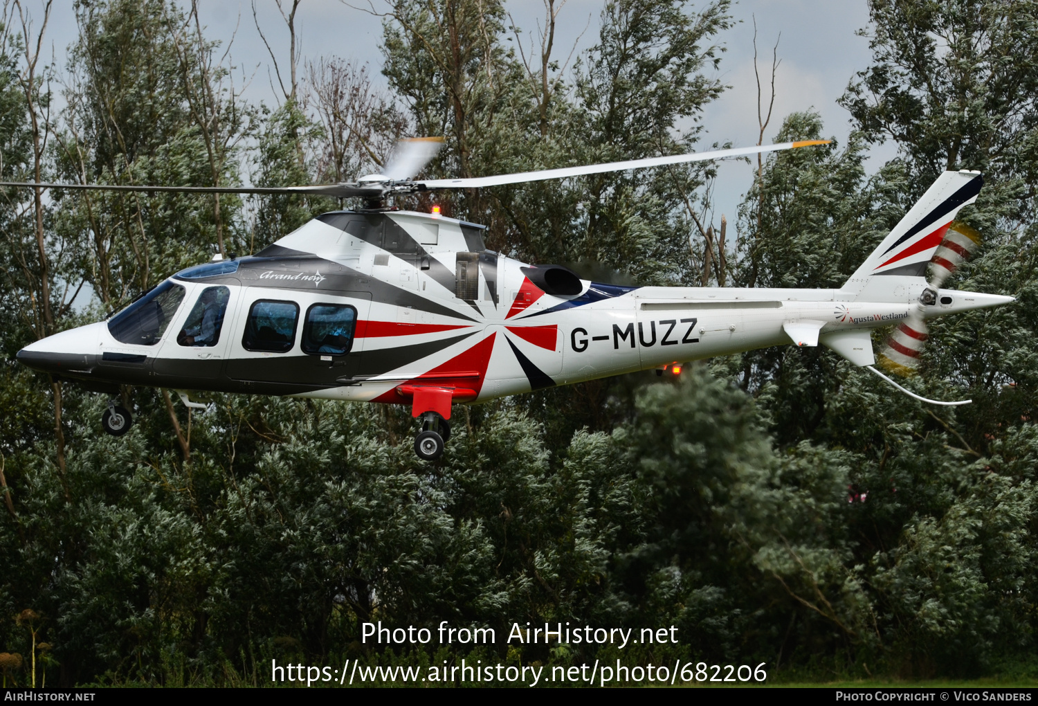 Aircraft Photo of G-MUZZ | AgustaWestland AW-109SP GrandNew | SaxonAir | AirHistory.net #682206