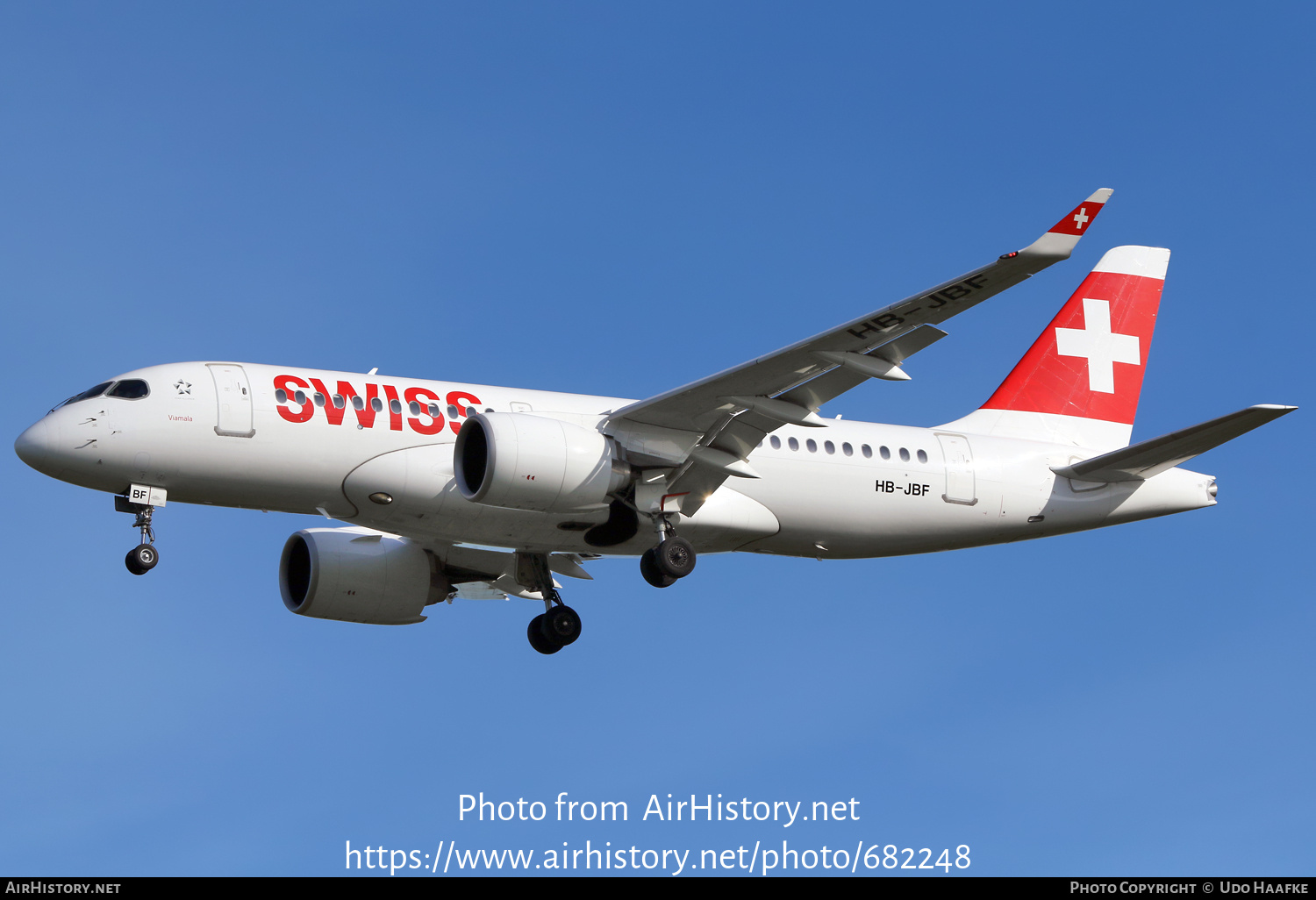 Aircraft Photo of HB-JBF | Bombardier CSeries CS100 (BD-500-1A10) | Swiss International Air Lines | AirHistory.net #682248