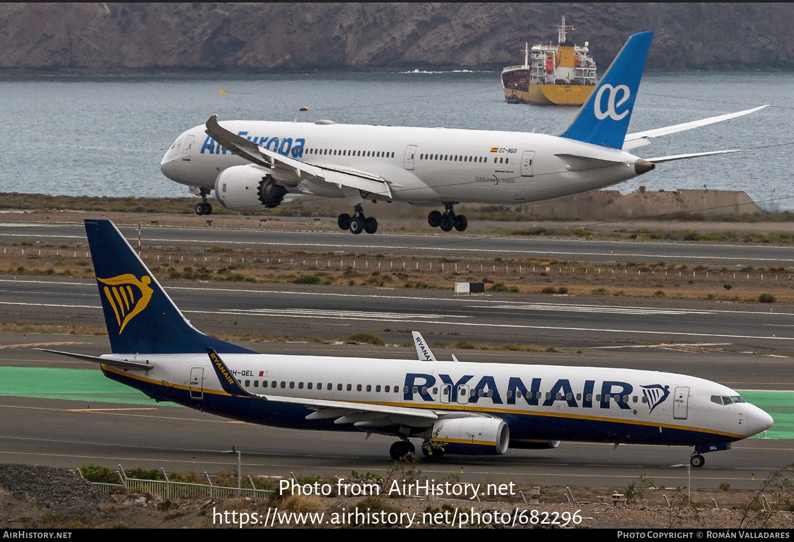 Aircraft Photo of 9H-QEL | Boeing 737-8AS | Ryanair | AirHistory.net #682296