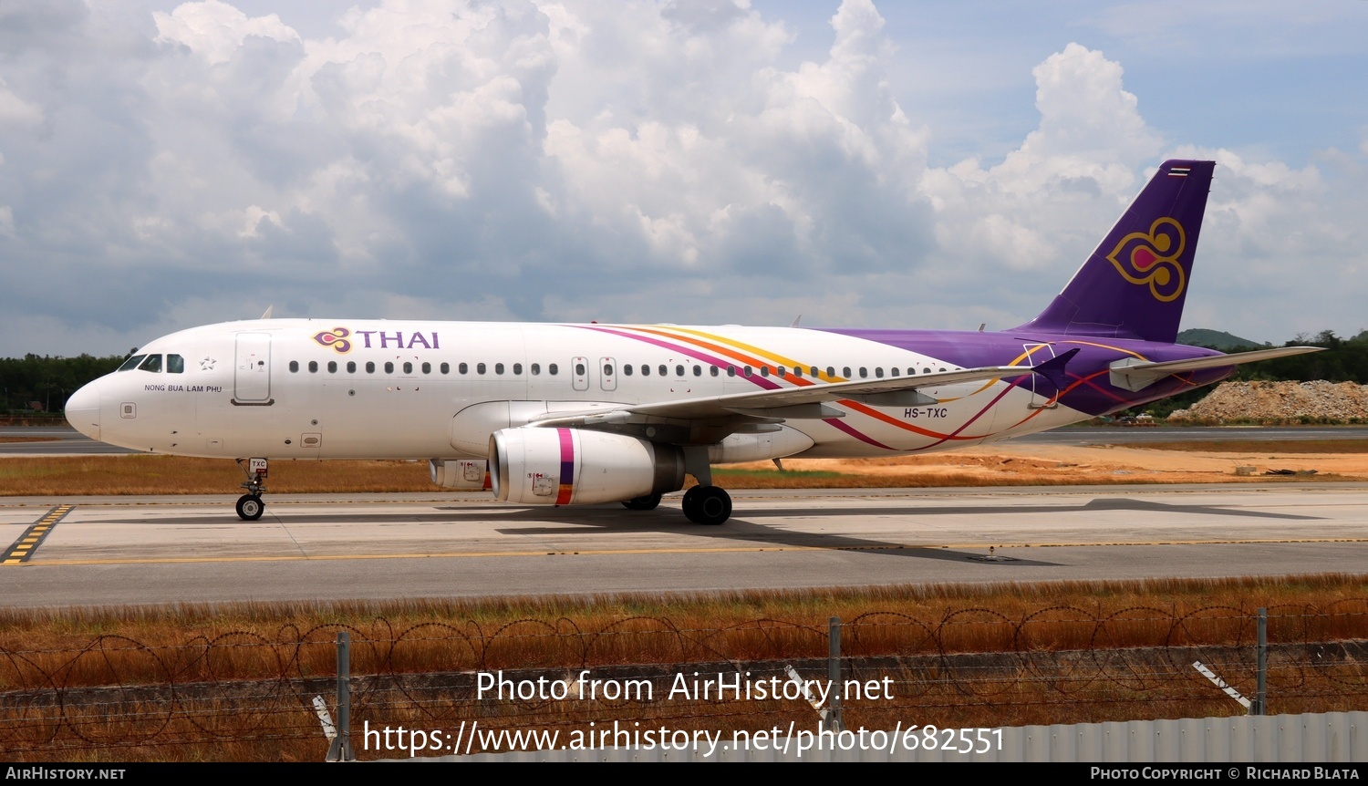 Aircraft Photo of HS-TXC | Airbus A320-232 | Thai Airways International | AirHistory.net #682551