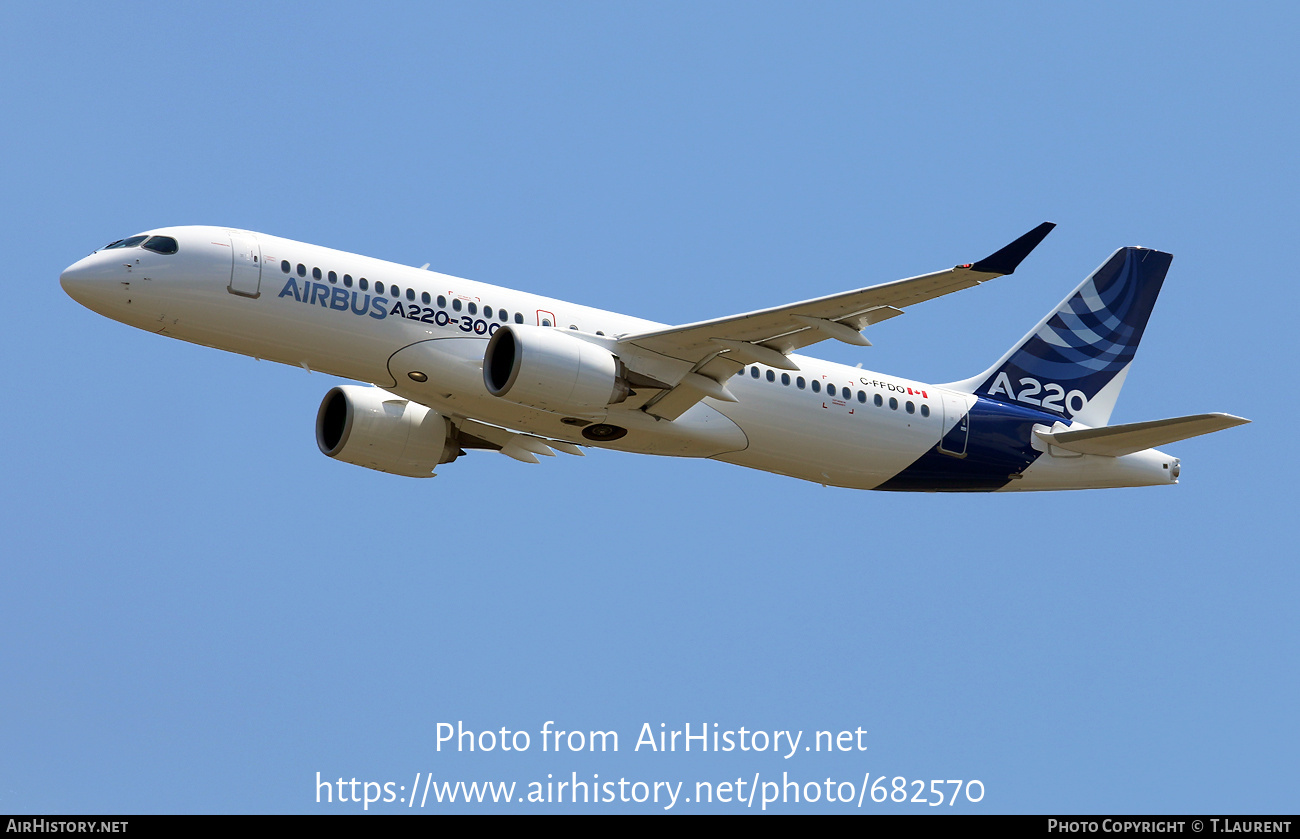 Aircraft Photo of C-FFDO | Airbus A220-371 (BD-500-1A11) | Airbus | AirHistory.net #682570