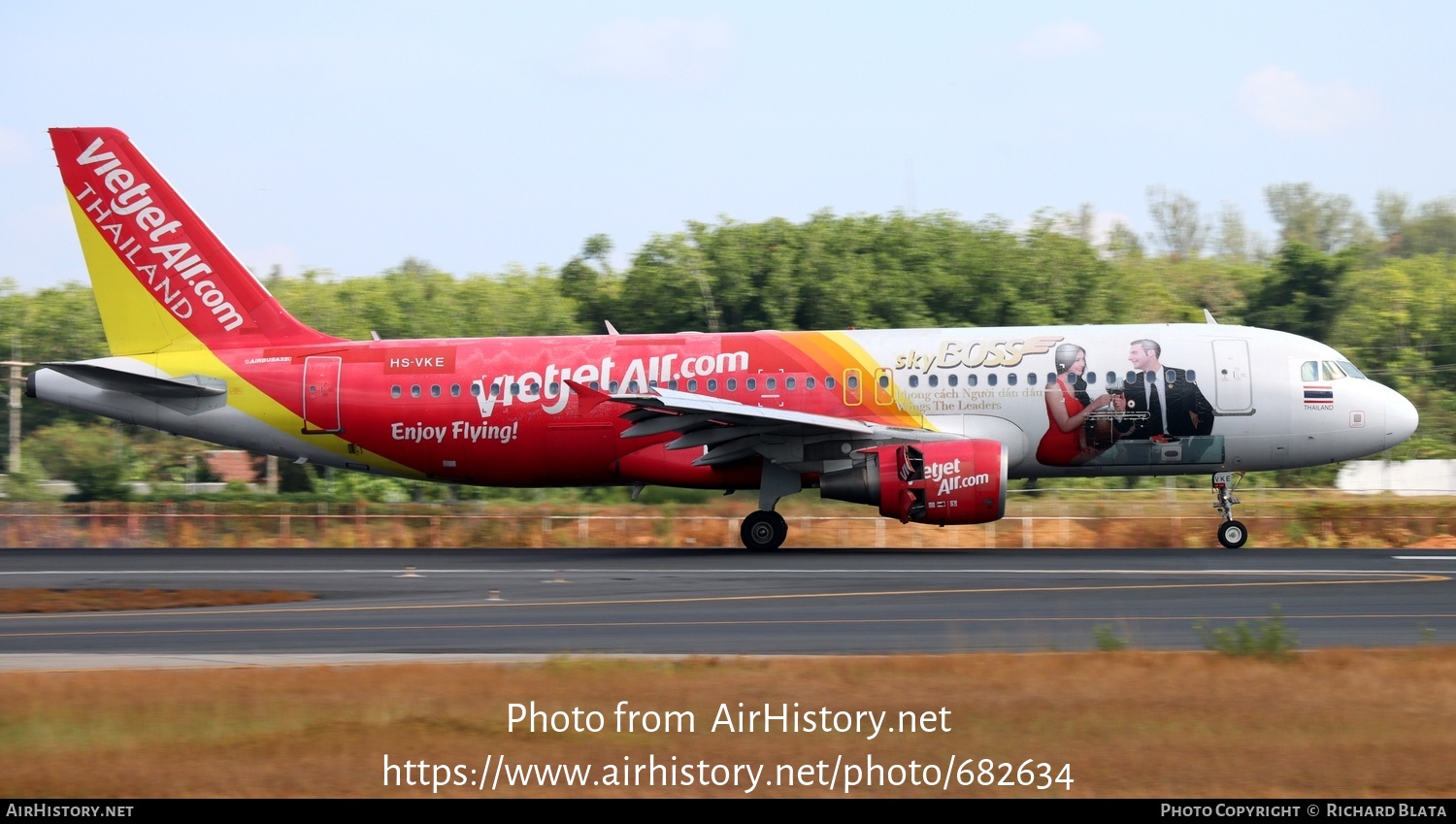 Aircraft Photo of HS-VKE | Airbus A320-214 | VietJet Air Thailand | AirHistory.net #682634