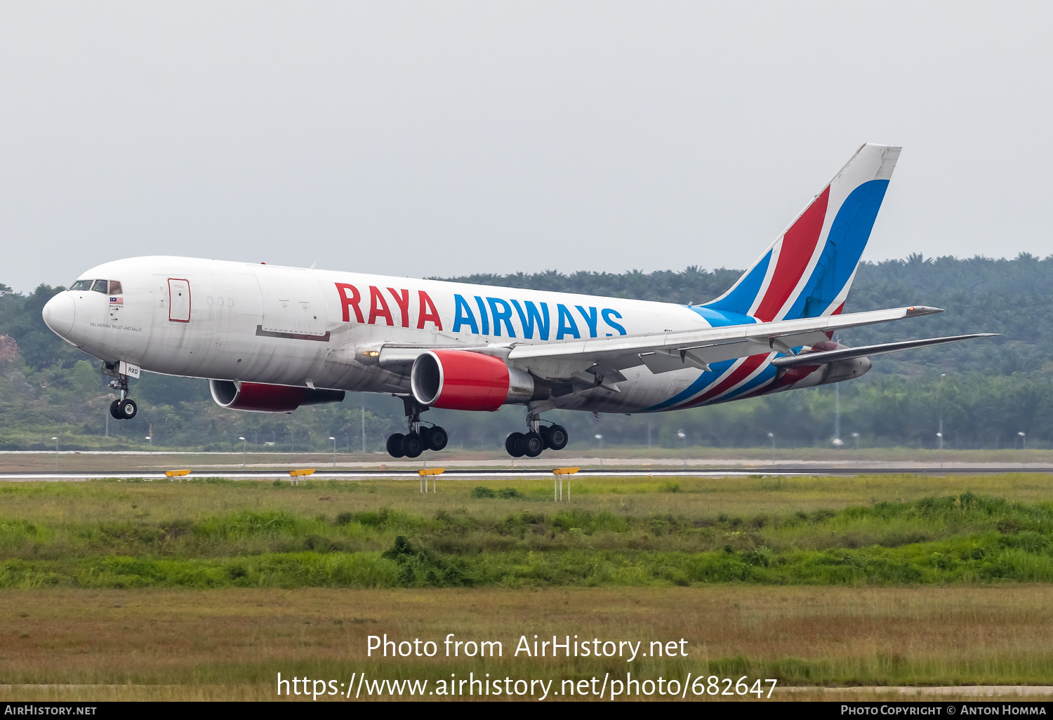 Aircraft Photo of 9M-RXD | Boeing 767-281(BDSF) | Raya Airways | AirHistory.net #682647