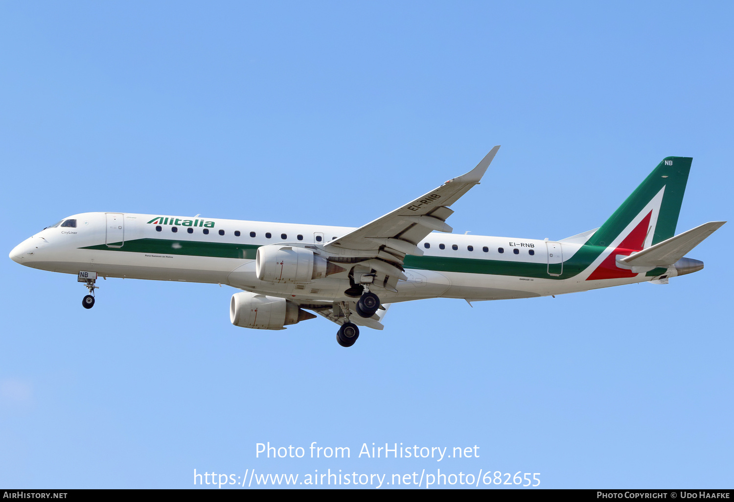 Aircraft Photo of EI-RNB | Embraer 190STD (ERJ-190-100STD) | Alitalia CityLiner | AirHistory.net #682655