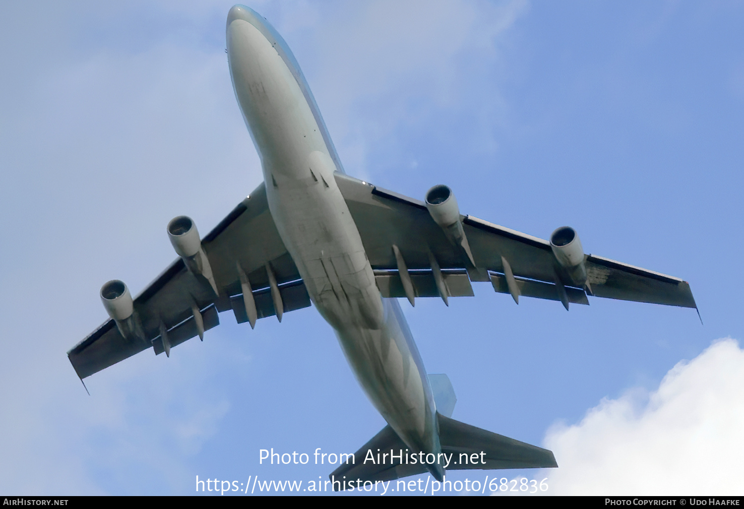 Aircraft Photo of 9G-MKS | Boeing 747-2B5F/SCD | MK Airlines ...