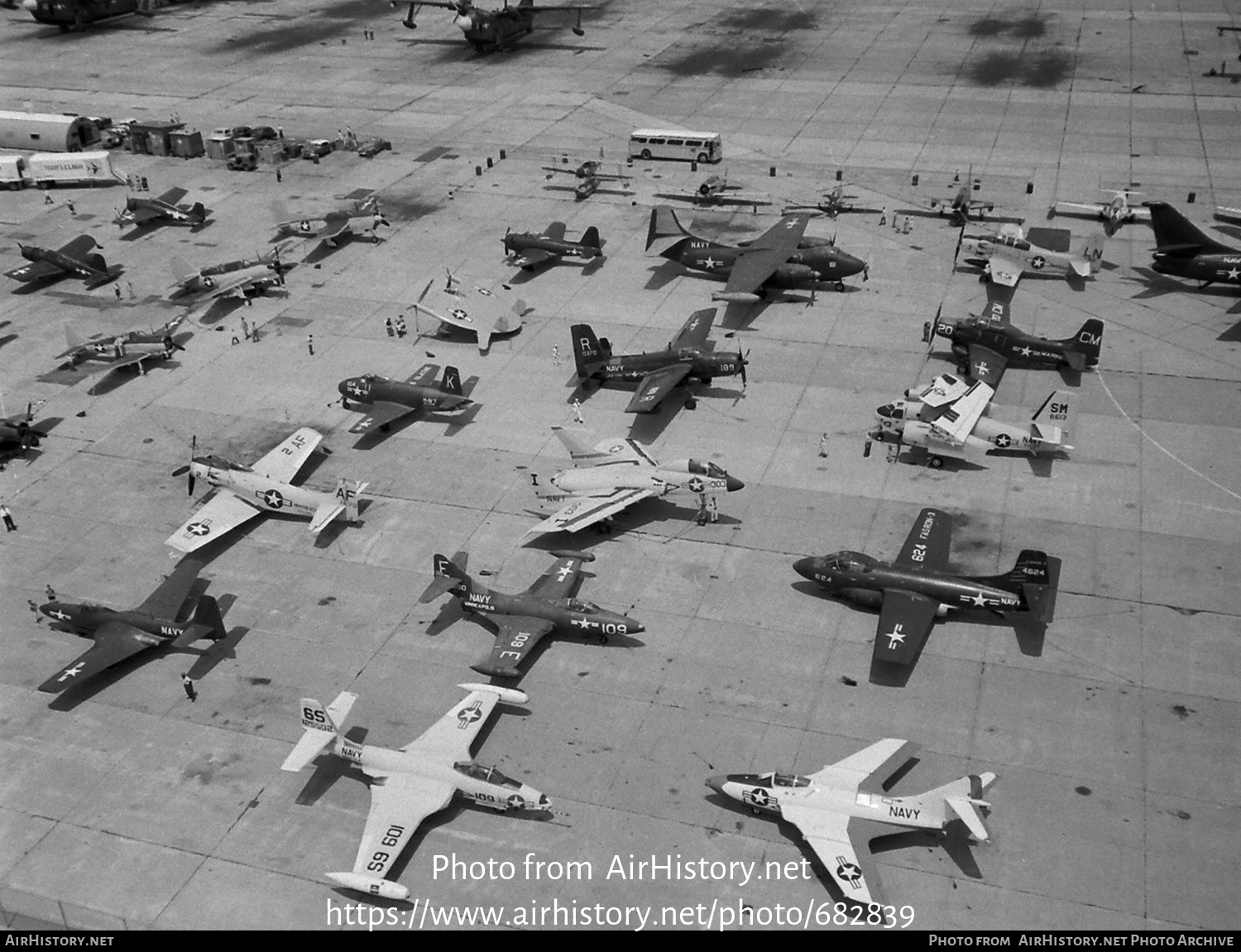 Aircraft Photo of 125502 | McDonnell F2H-2B Banshee | USA - Navy ...