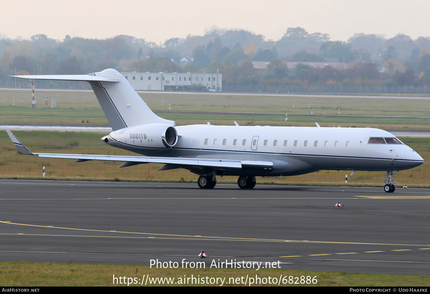 Aircraft Photo of N881TS | Bombardier Global 6000 (BD-700-1A10) | AirHistory.net #682886