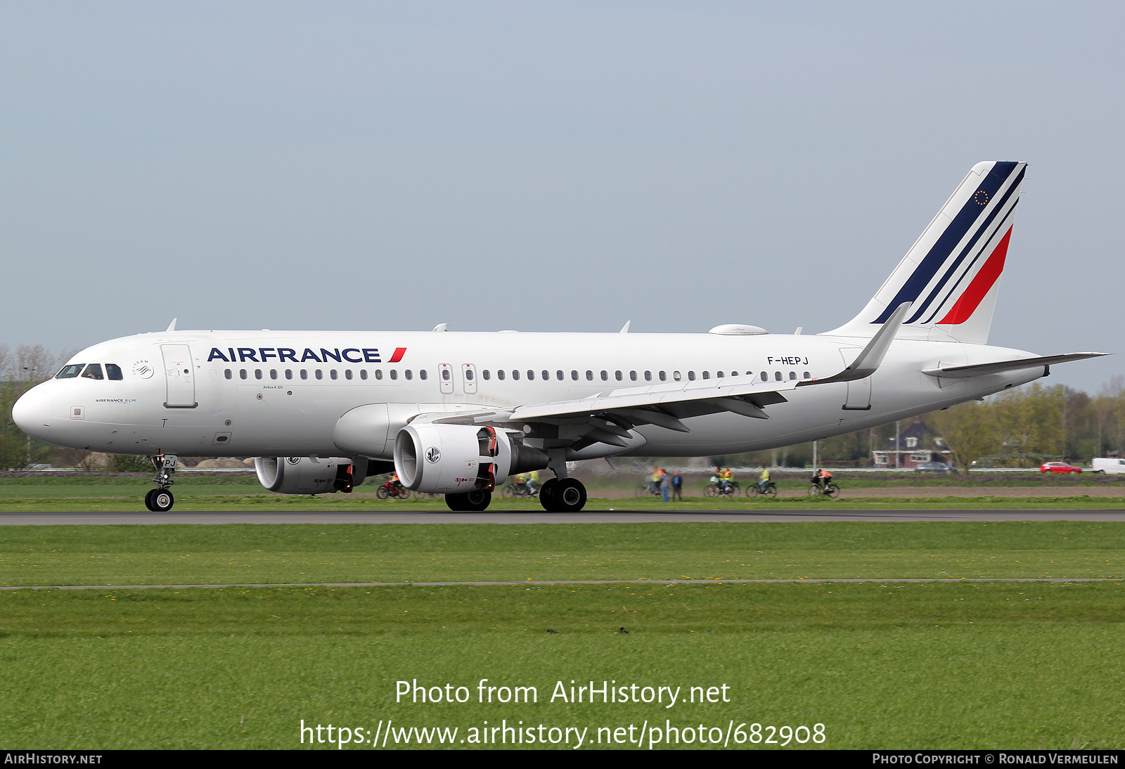 Aircraft Photo of F-HEPJ | Airbus A320-214 | Air France | AirHistory.net #682908