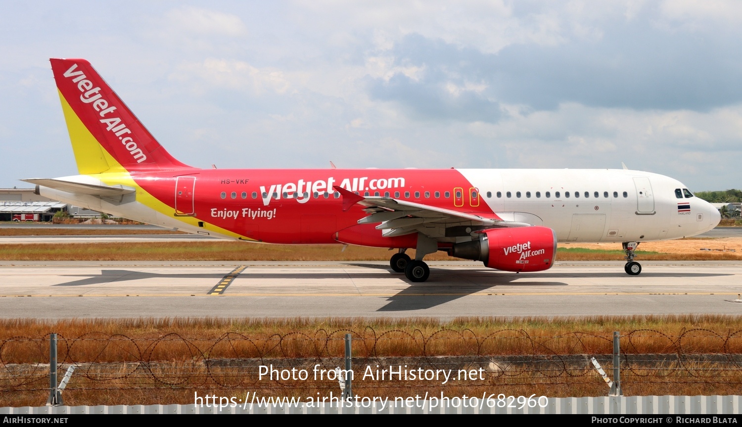 Aircraft Photo of HS-VKF | Airbus A320-214 | VietJet Air Thailand | AirHistory.net #682960