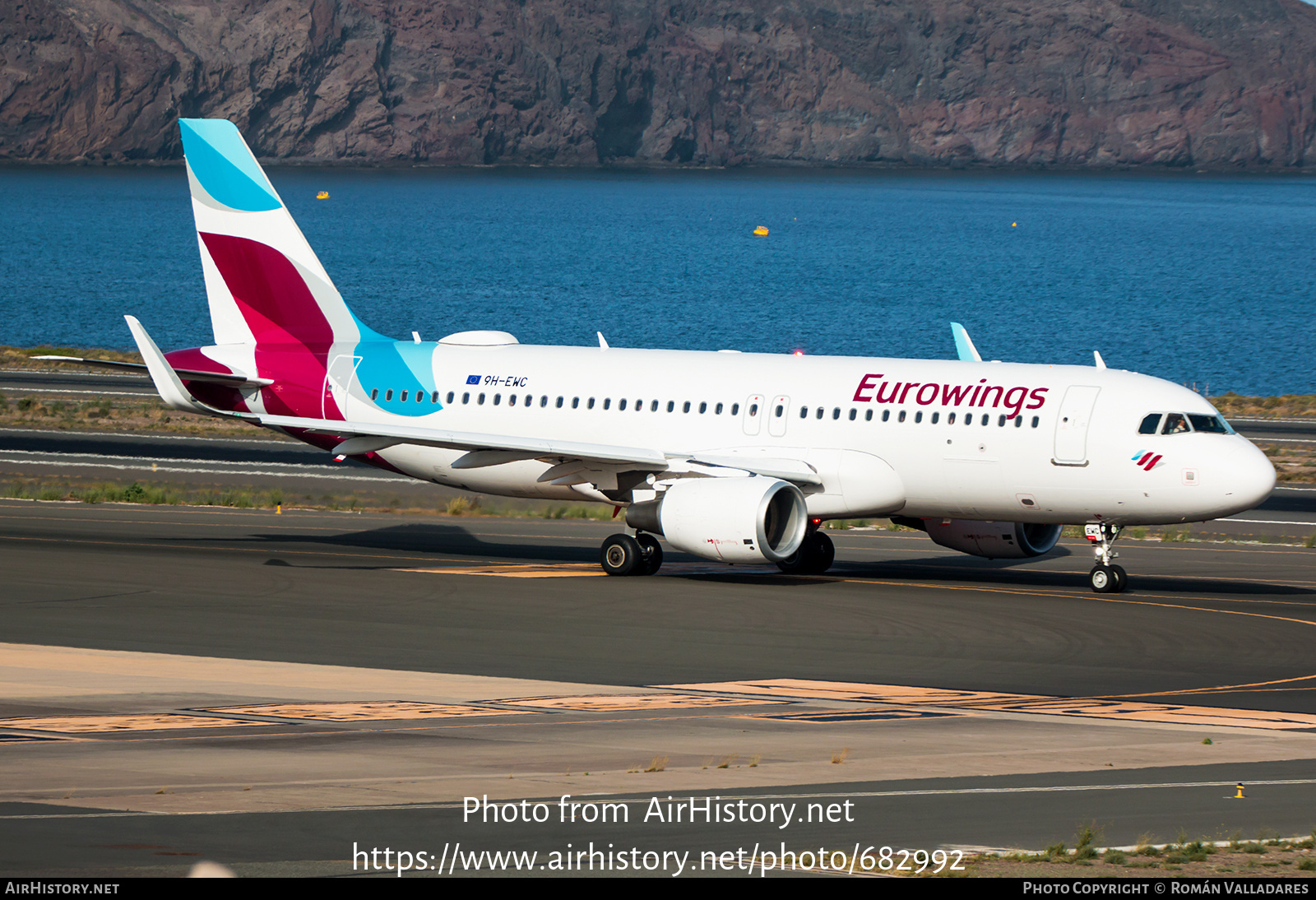 Aircraft Photo of 9H-EWC | Airbus A320-214 | Eurowings | AirHistory.net #682992