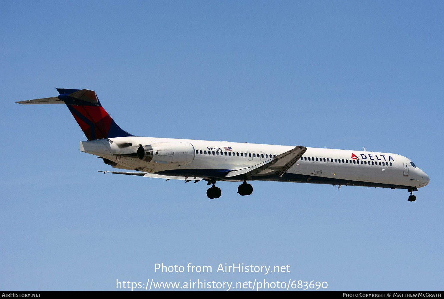 Aircraft Photo of N950DN | McDonnell Douglas MD-90-30 | Delta Air Lines | AirHistory.net #683690