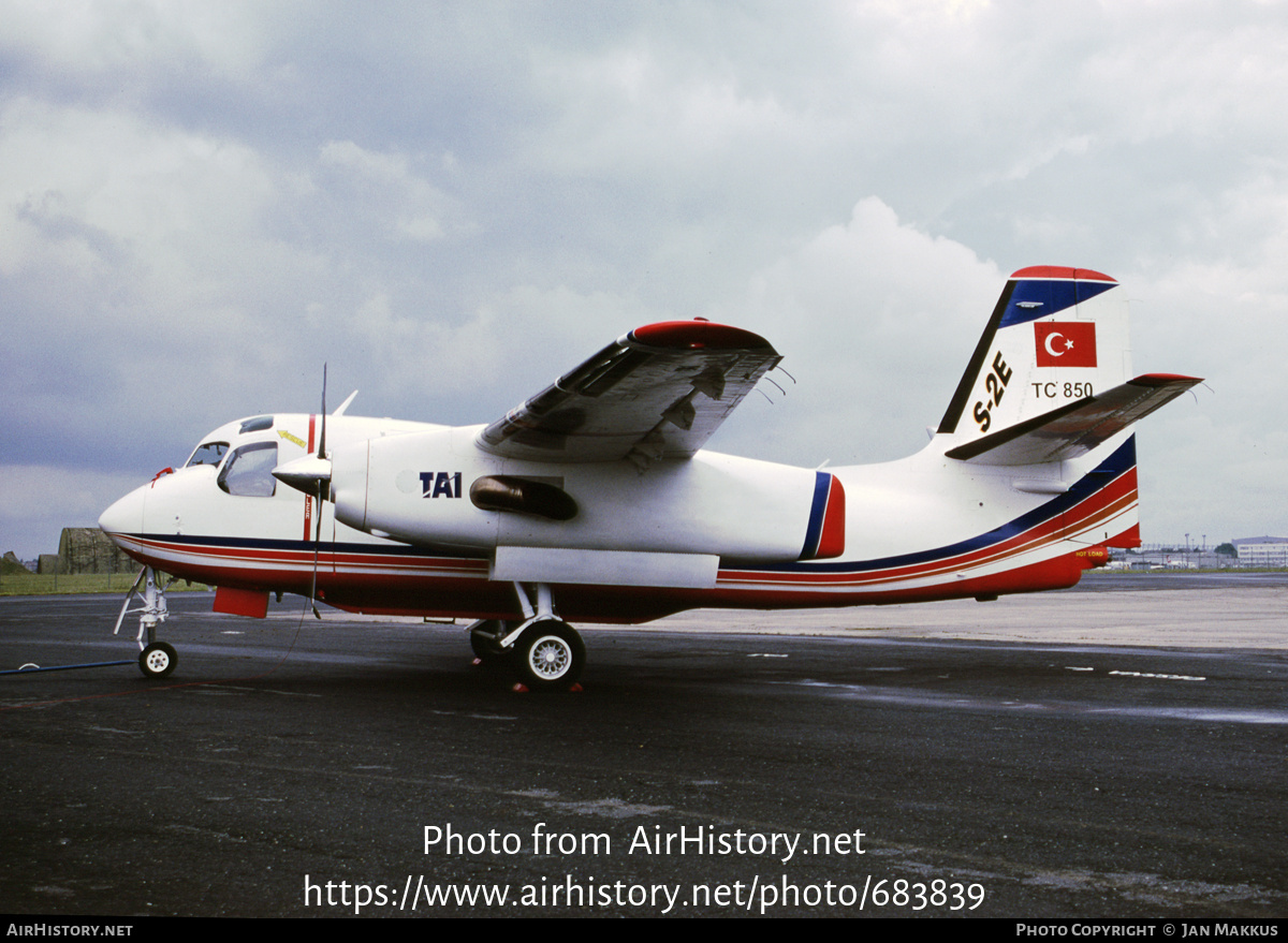 Aircraft Photo of 149850 / TC-850 | Grumman S-2E Tracker | TAI - Turkish Aerospace Industries | AirHistory.net #683839