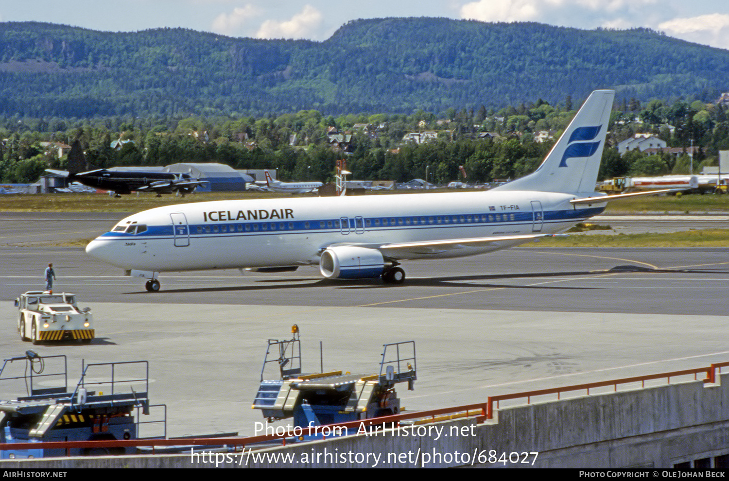 Aircraft Photo of TF-FIA | Boeing 737-408 | Icelandair | AirHistory.net #684027