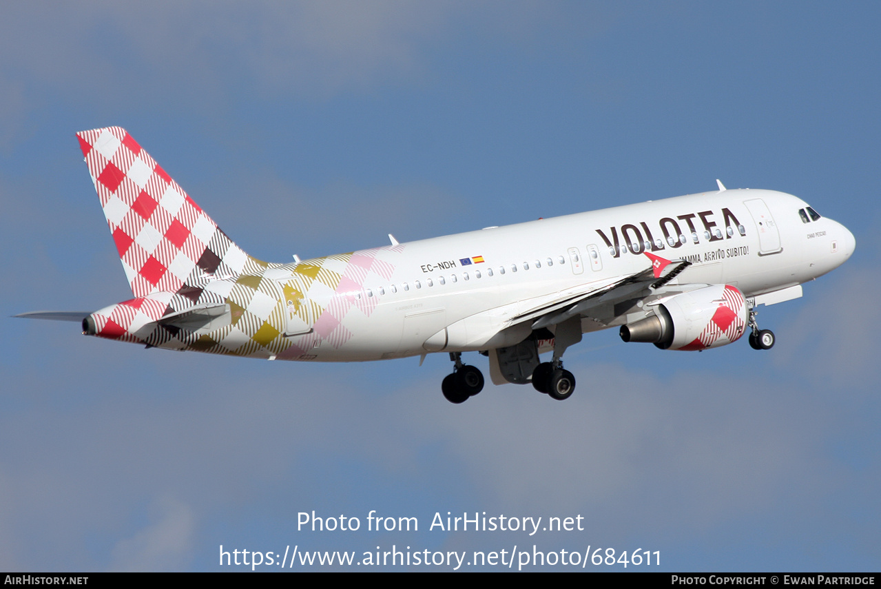 Aircraft Photo of EC-NDH | Airbus A319-111 | Volotea | AirHistory.net #684611