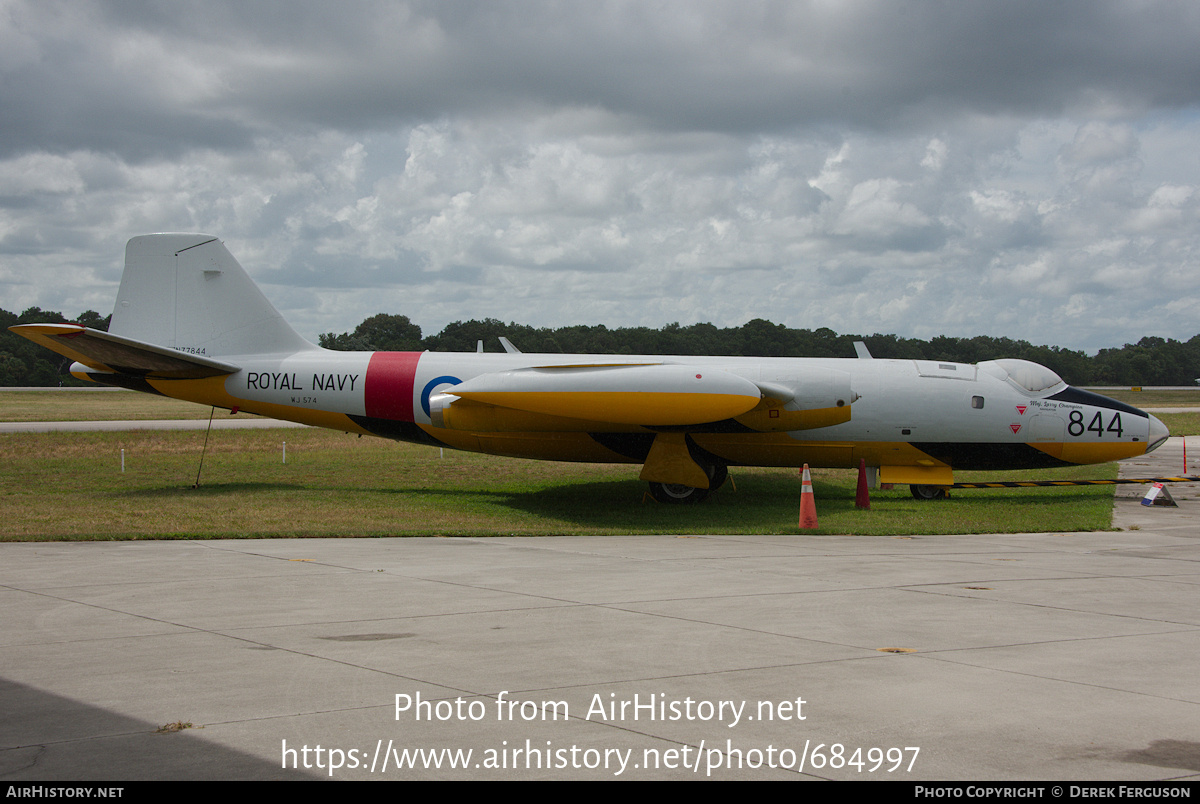 Aircraft Photo of WJ574 / N77844 | English Electric Canberra TT18 | UK - Navy | AirHistory.net #684997