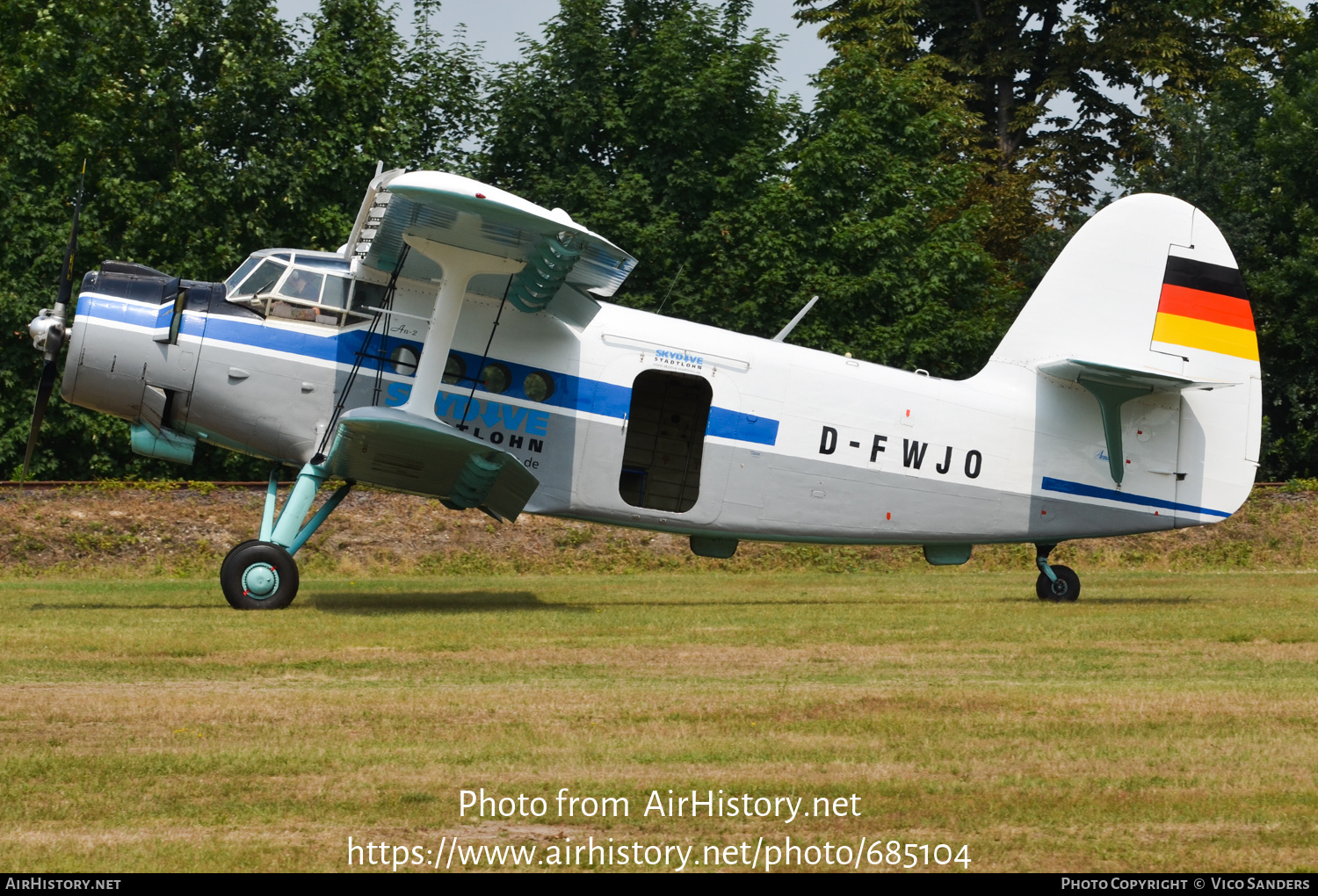 Aircraft Photo of D-FWJO | Antonov An-2TD | Skydive Stadtlohn | AirHistory.net #685104