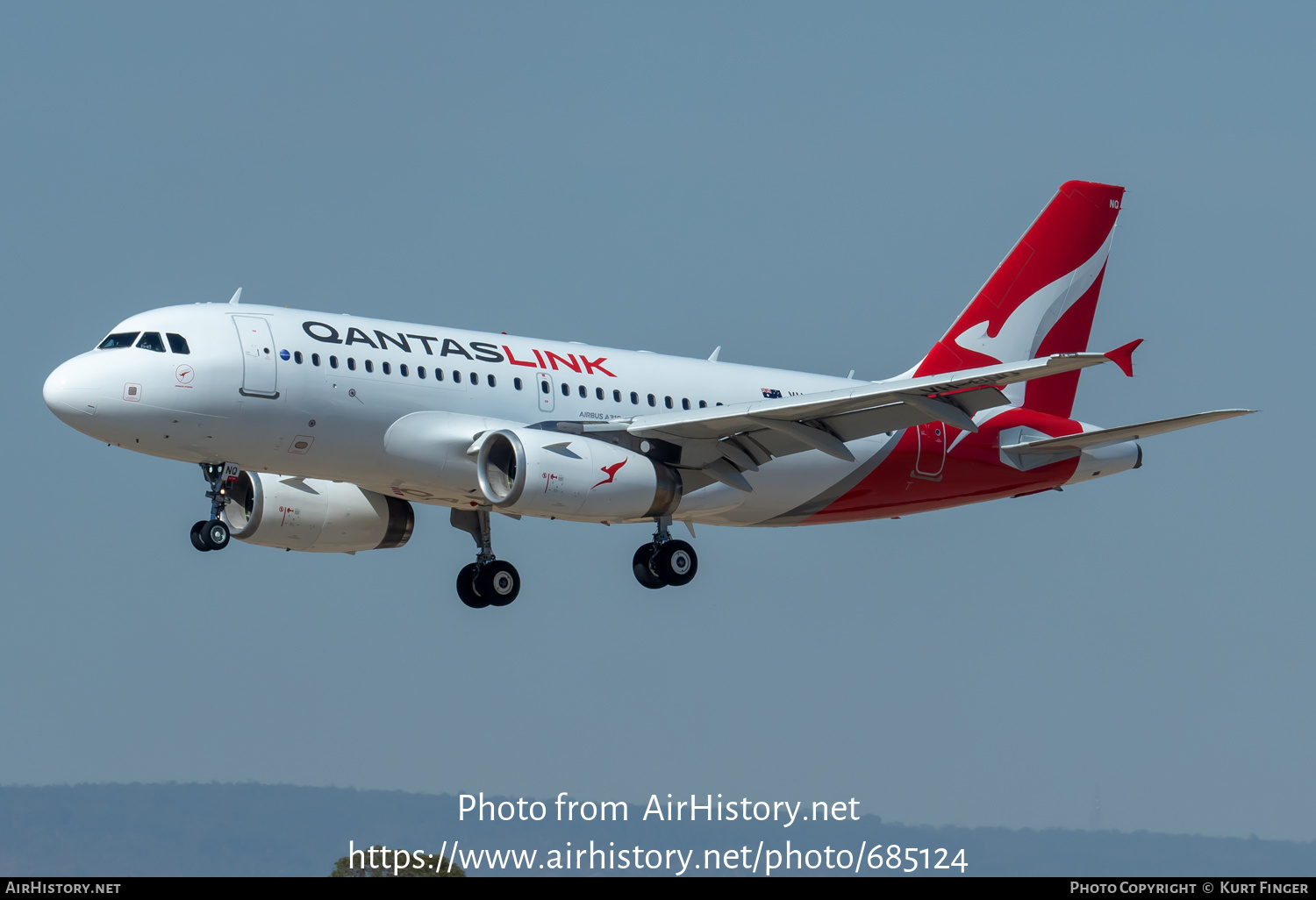 Aircraft Photo of VH-8NQ | Airbus A319-132 | QantasLink | AirHistory.net #685124