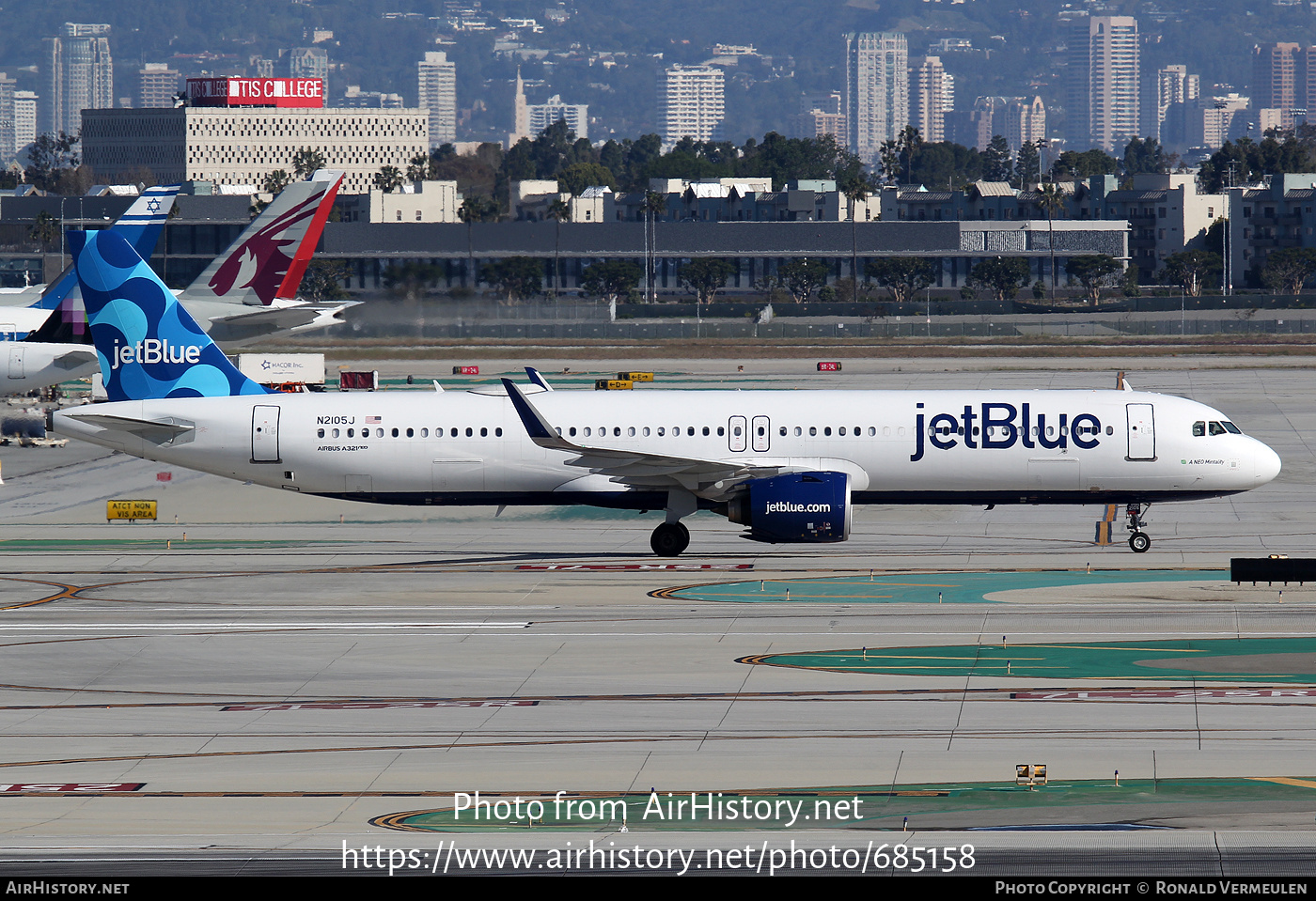 Aircraft Photo of N2105J | Airbus A321-271NX | JetBlue Airways | AirHistory.net #685158