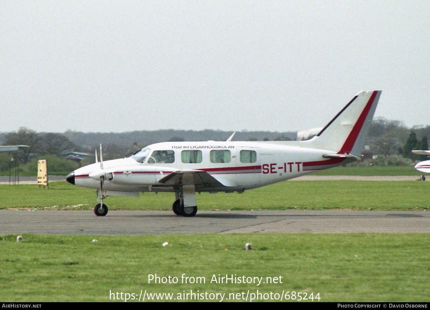 Aircraft Photo of SE-ITT | Piper PA-31-310 Navajo C | Trafikflygarhögskolan | AirHistory.net #685244