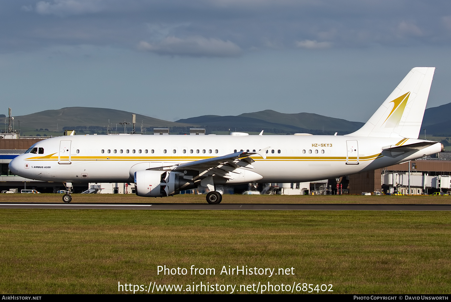 Aircraft Photo of HZ-SKY3 | Airbus ACJ320 (A320-214/CJ) | Sky Prime Aviation Services | AirHistory.net #685402