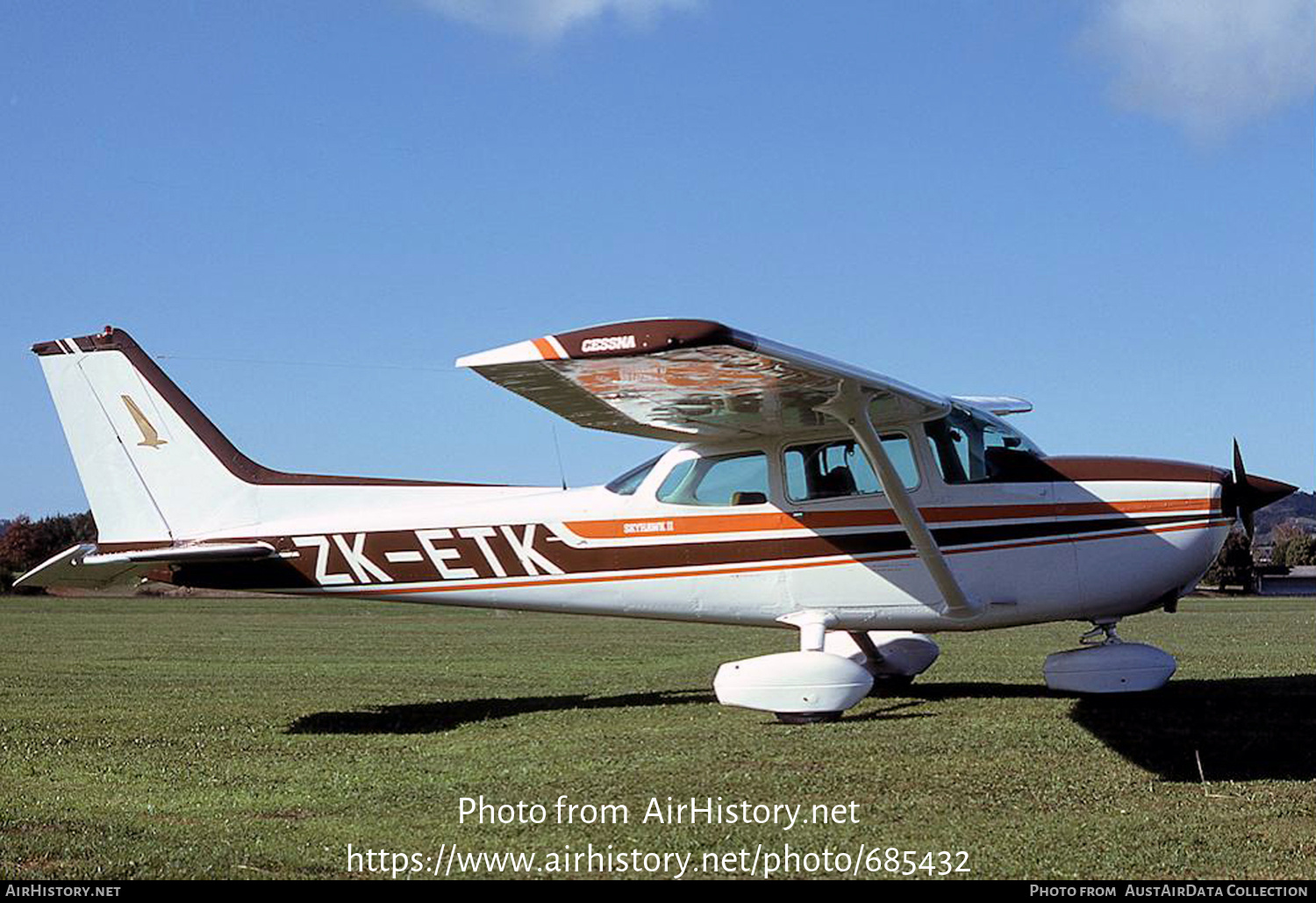 Aircraft Photo of ZK-ETK | Cessna 172N Skyhawk | AirHistory.net #685432