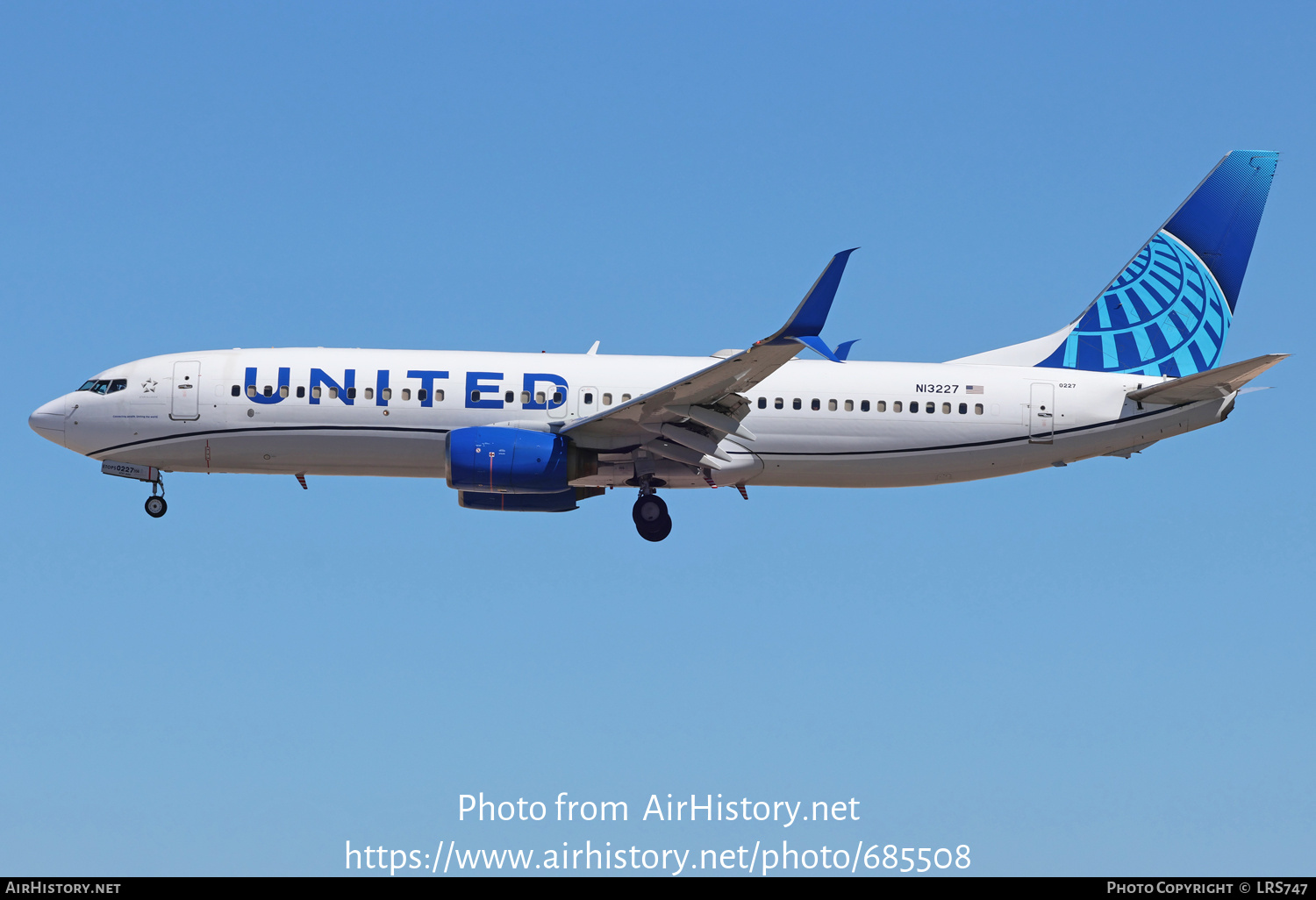 Aircraft Photo of N13227 | Boeing 737-824 | United Airlines | AirHistory.net #685508