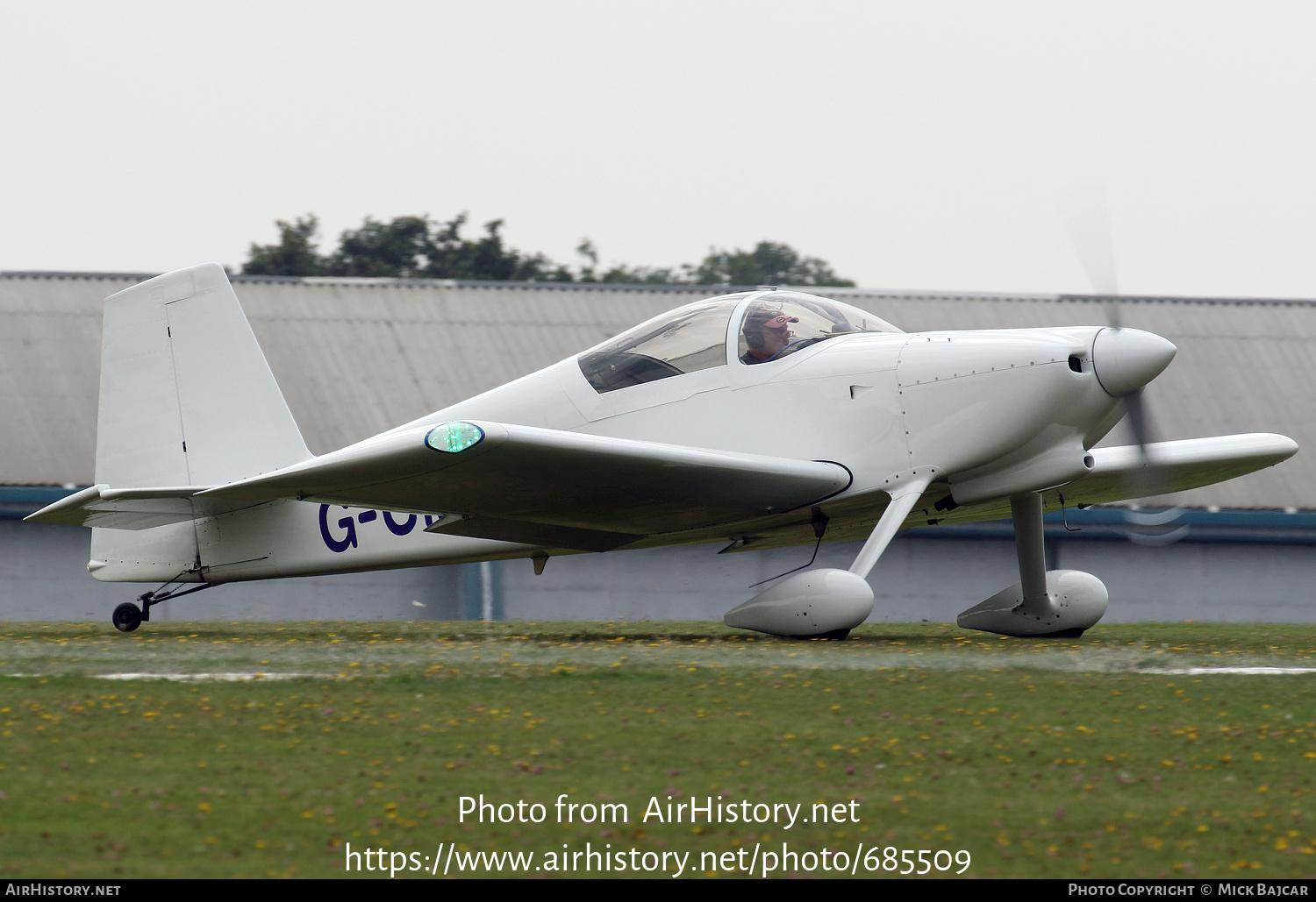 Aircraft Photo of G-CMON | Van's RV-7 | AirHistory.net #685509