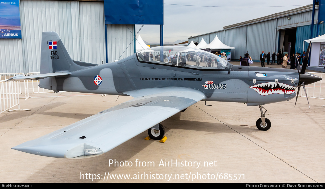 Aircraft Photo of 7500 / FAD 7500 | Flying Legend TP-75 Dulus | Dominican Republic - Air Force | AirHistory.net #685571