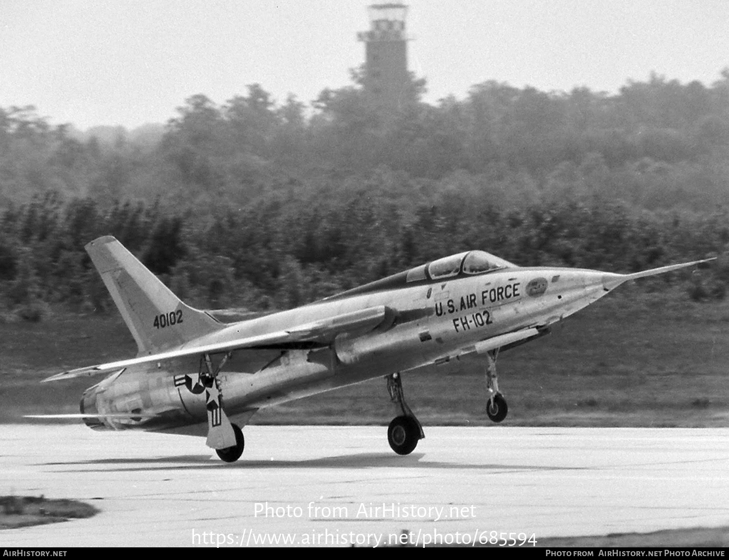 Aircraft Photo of 54-102 / 40102 | Republic F-105B Thunderchief | USA ...