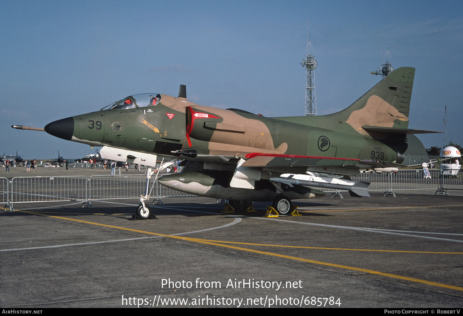 Aircraft Photo of 939 | Douglas A-4SU Skyhawk | Singapore - Air Force | AirHistory.net #685784