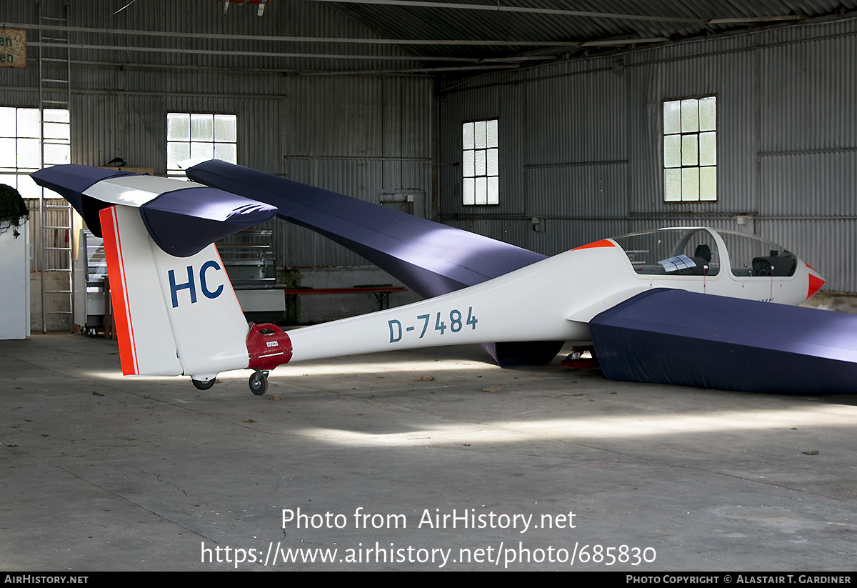 Aircraft Photo of D-7484 | Scheibe SF-25C Falke | AirHistory.net #685830