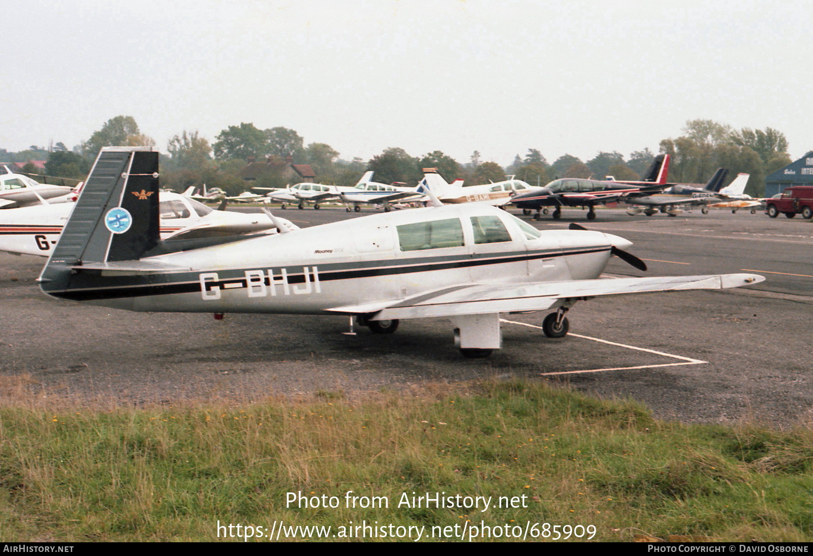 Aircraft Photo of G-BHJI | Mooney M-20J | AirHistory.net #685909