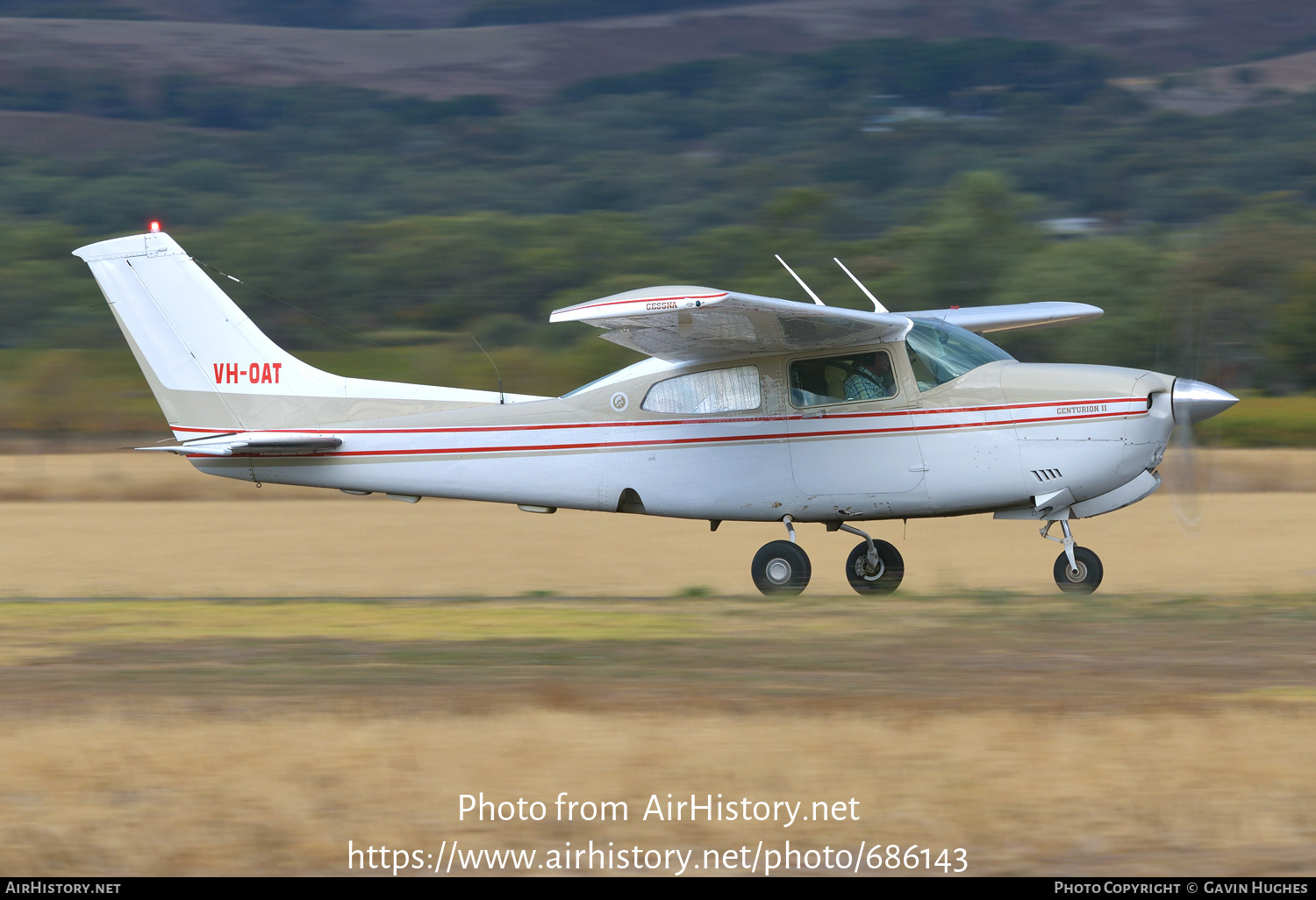 Aircraft Photo of VH-OAT | Cessna 210N Centurion II | AirHistory.net #686143