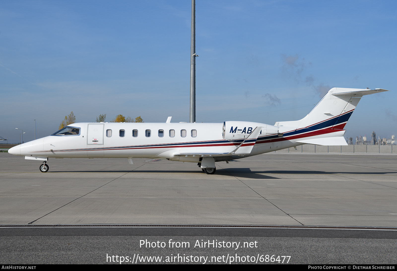 Aircraft Photo of M-ABJA | Learjet 45XR | Ryanair | AirHistory.net #686477