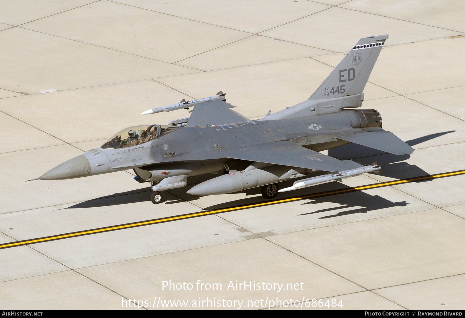 Aircraft Photo of 88-0445 / AF88-445 | General Dynamics F-16CG Fighting Falcon | USA - Air Force | AirHistory.net #686484