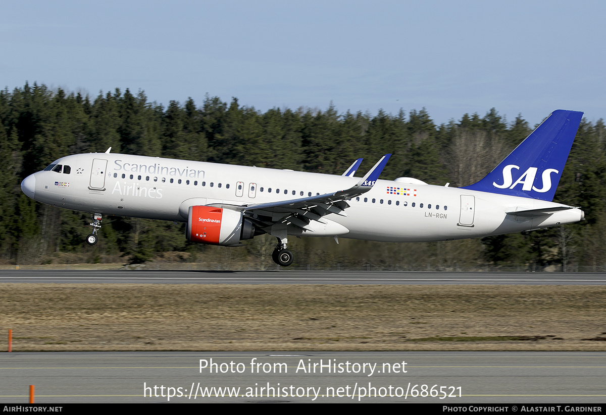 Aircraft Photo of LN-RGN | Airbus A320-251N | Scandinavian Airlines - SAS | AirHistory.net #686521