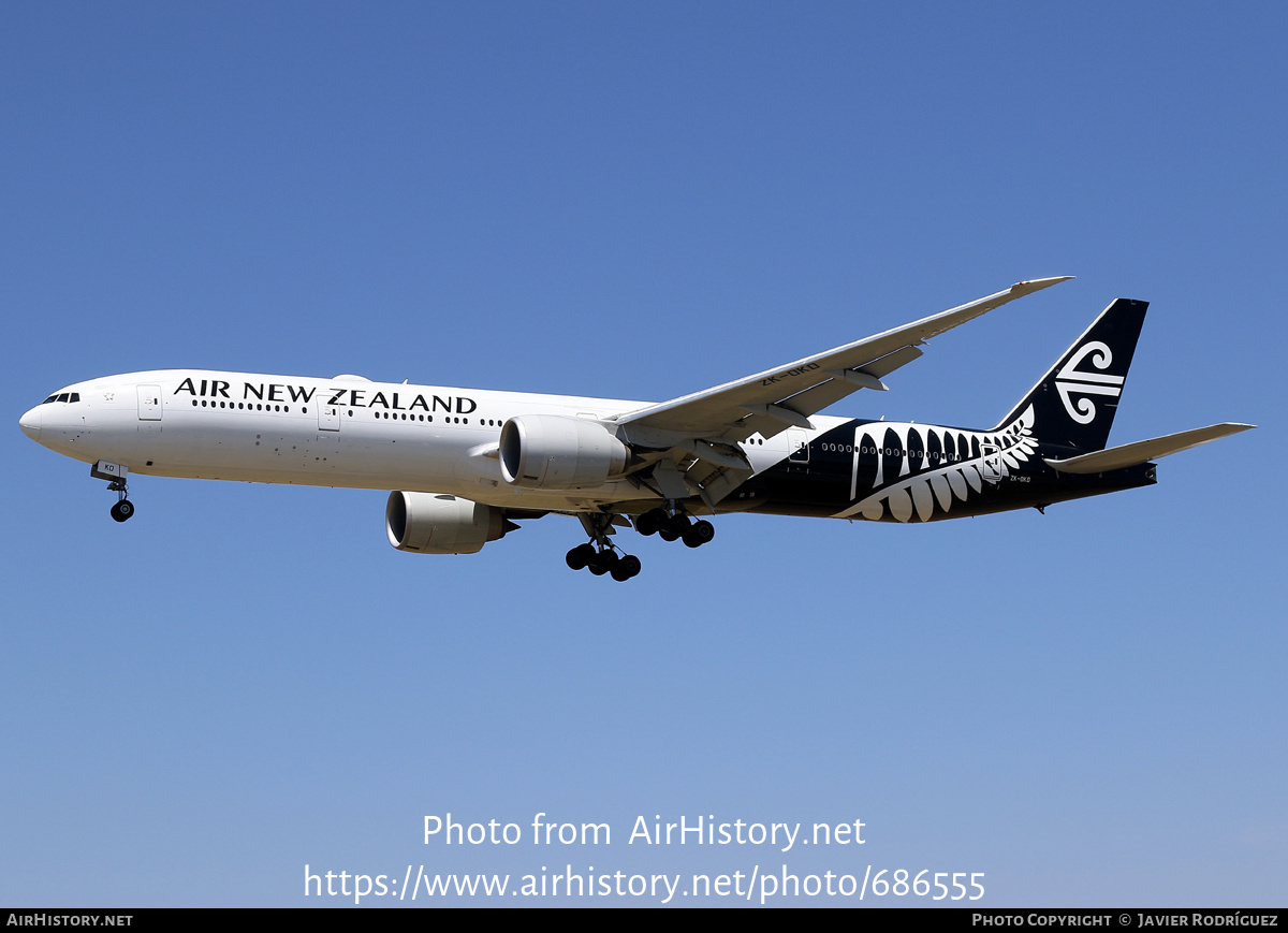 Aircraft Photo of ZK-OKO | Boeing 777-319/ER | Air New Zealand | AirHistory.net #686555