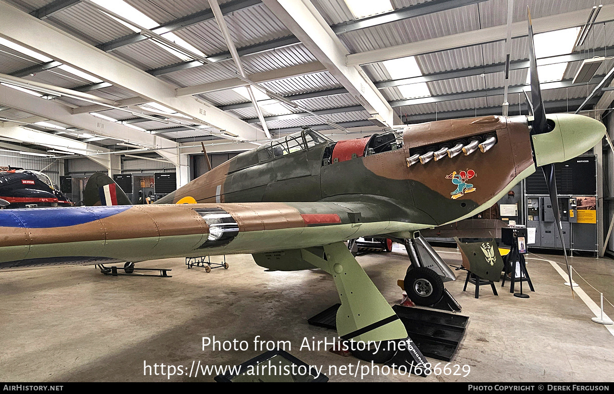 Aircraft Photo of Z2389 | Hawker Hurricane Mk2A | UK - Air Force | AirHistory.net #686629