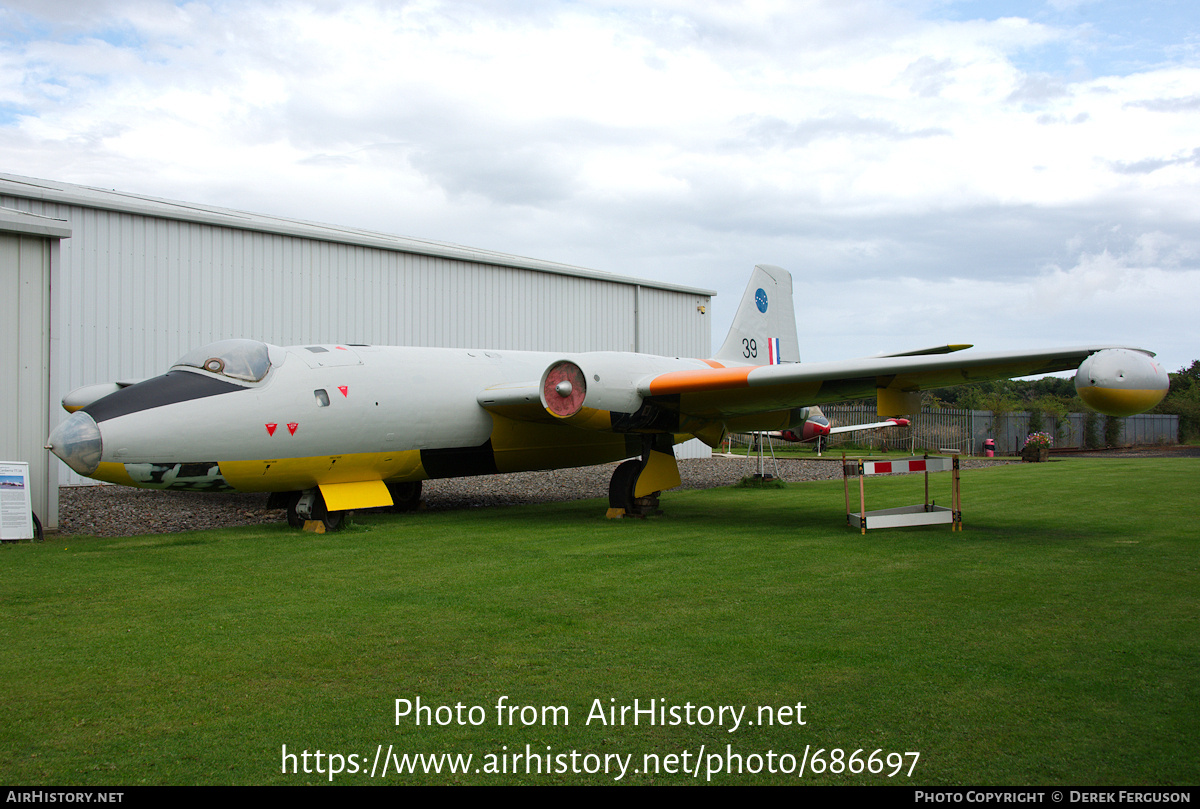 Aircraft Photo of WJ639 | English Electric Canberra TT18 | UK - Air Force | AirHistory.net #686697