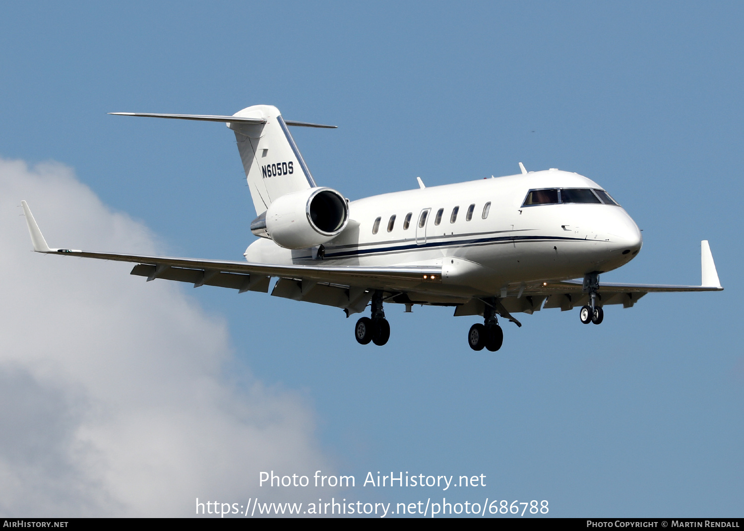 Aircraft Photo of N605DS | Bombardier Challenger 605 (CL-600-2B16) | AirHistory.net #686788