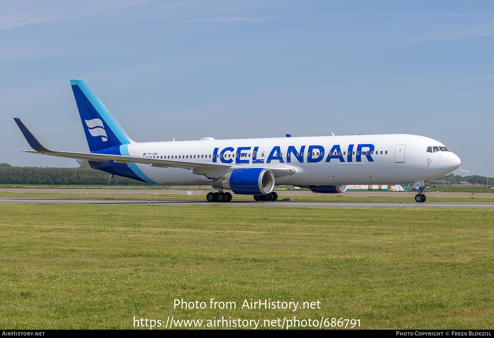 Aircraft Photo of TF-ISW | Boeing 767-319/ER | Icelandair | AirHistory.net #686791