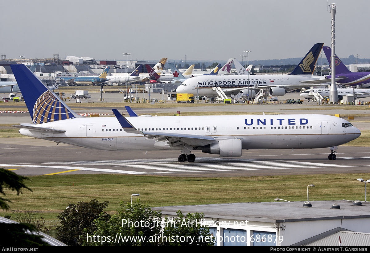 Aircraft Photo of N660UA | Boeing 767-322/ER | United Airlines | AirHistory.net #686879