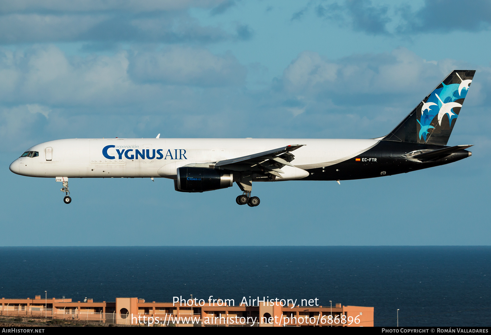 Aircraft Photo of EC-FTR | Boeing 757-256(PCF) | Cygnus Air | AirHistory.net #686896