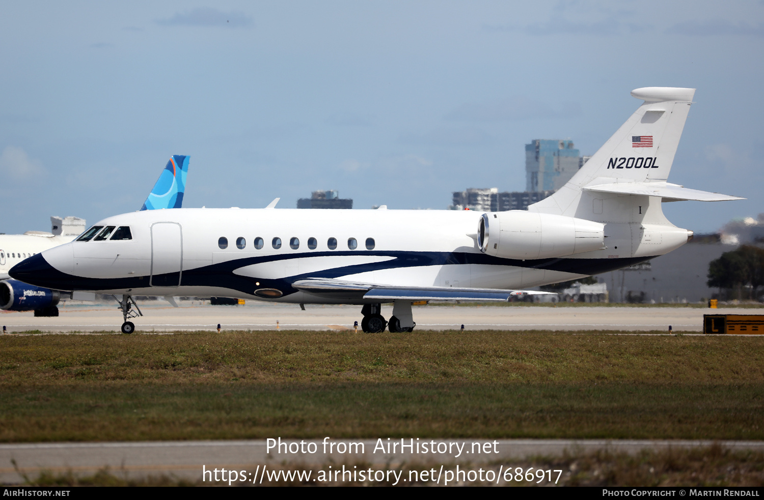 Aircraft Photo of N2000L | Dassault Falcon 2000 | AirHistory.net #686917