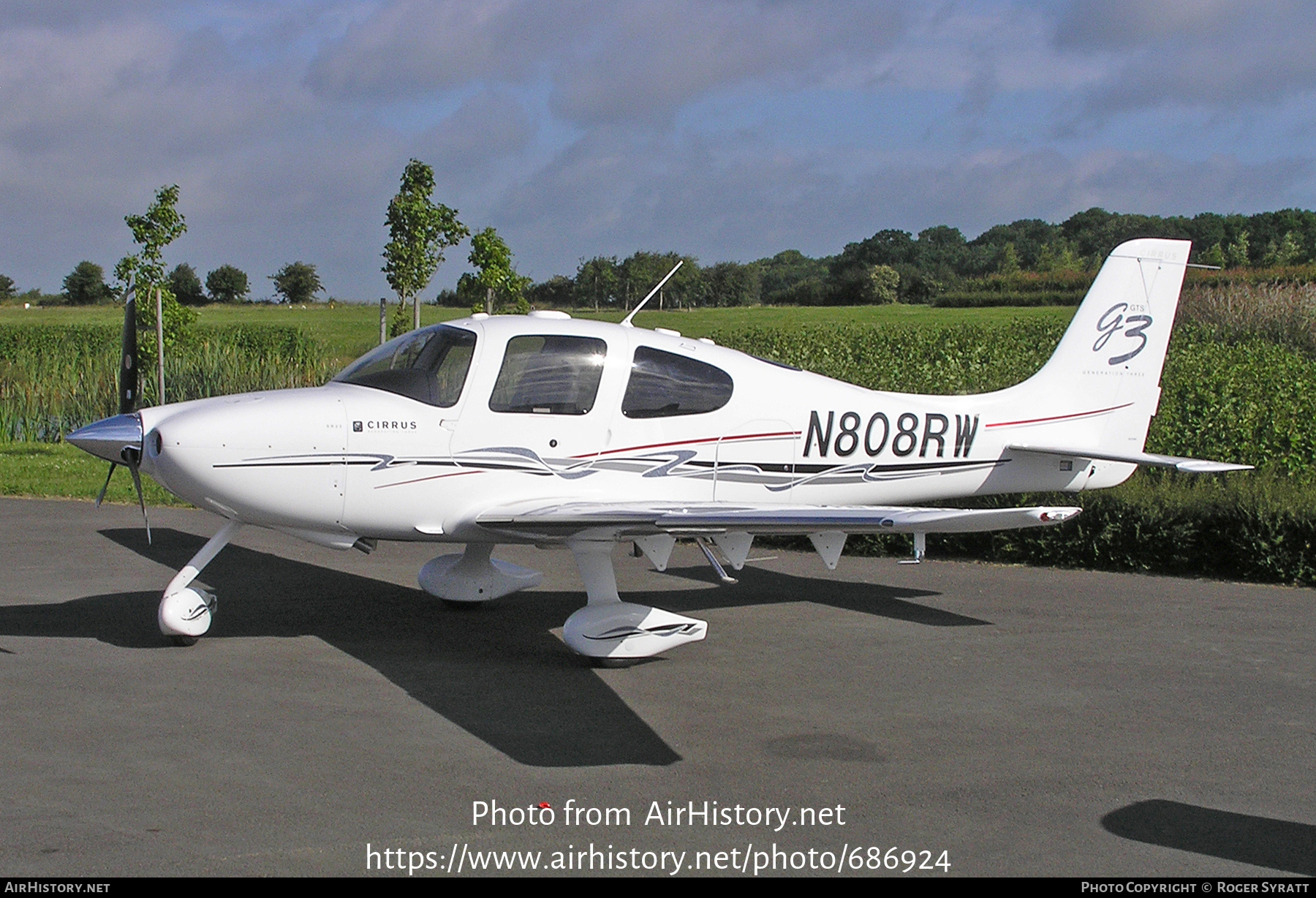 Aircraft Photo of N808RW | Cirrus SR-22 G3-GTS | AirHistory.net #686924