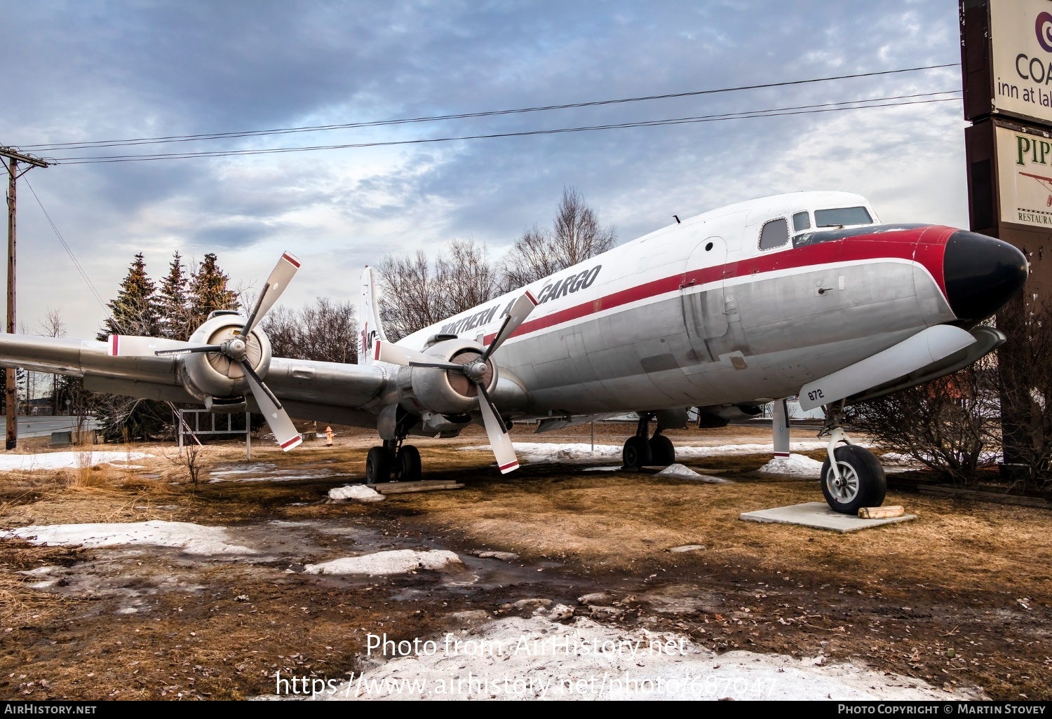 Aircraft Photo of N43872 | Douglas C-118A Liftmaster | Northern Air Cargo - NAC | AirHistory.net #687047