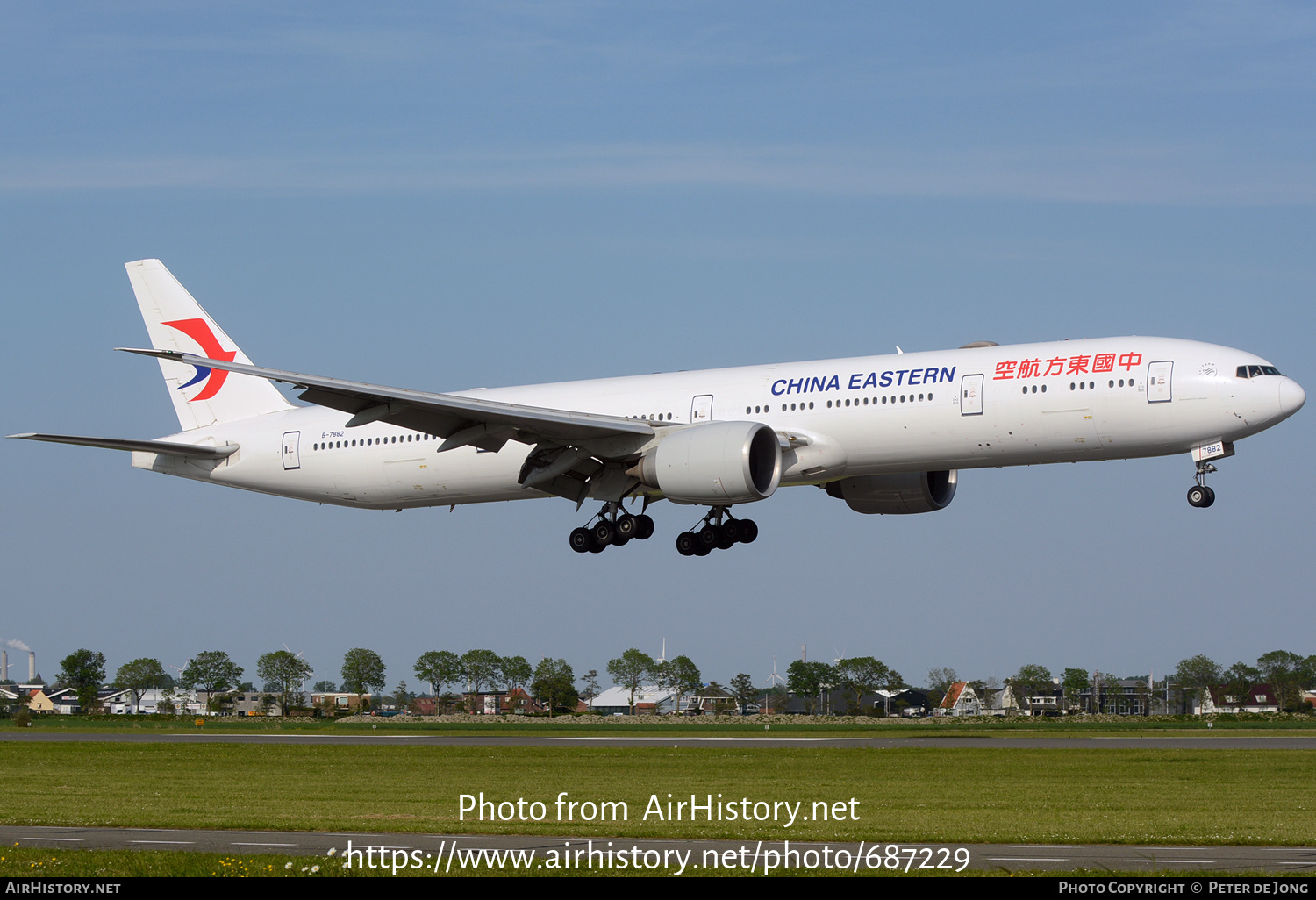 Aircraft Photo of B-7882 | Boeing 777-300/ER | China Eastern Airlines | AirHistory.net #687229