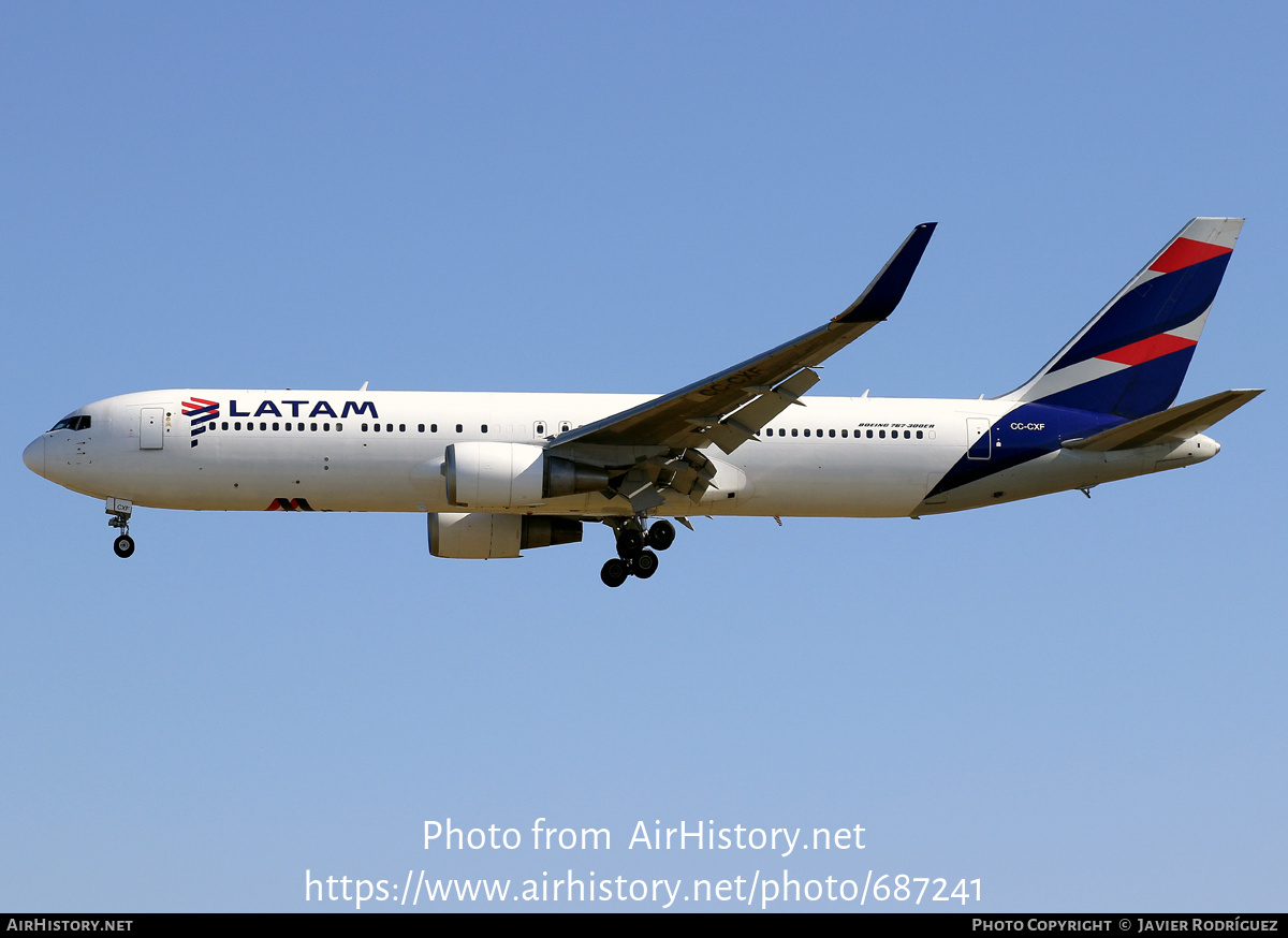 Aircraft Photo of CC-CXF | Boeing 767-316/ER | LATAM Airlines | AirHistory.net #687241